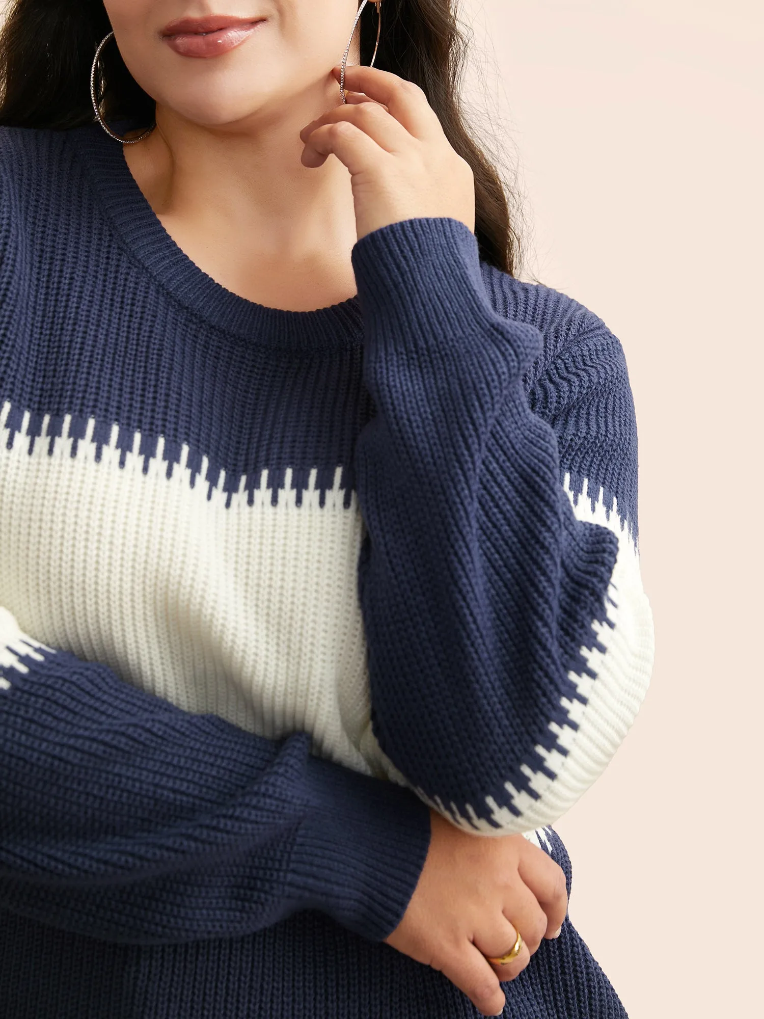 Crew Neck Contrast Patchwork Pullover sold by Bloomchic product image thumbnail 5