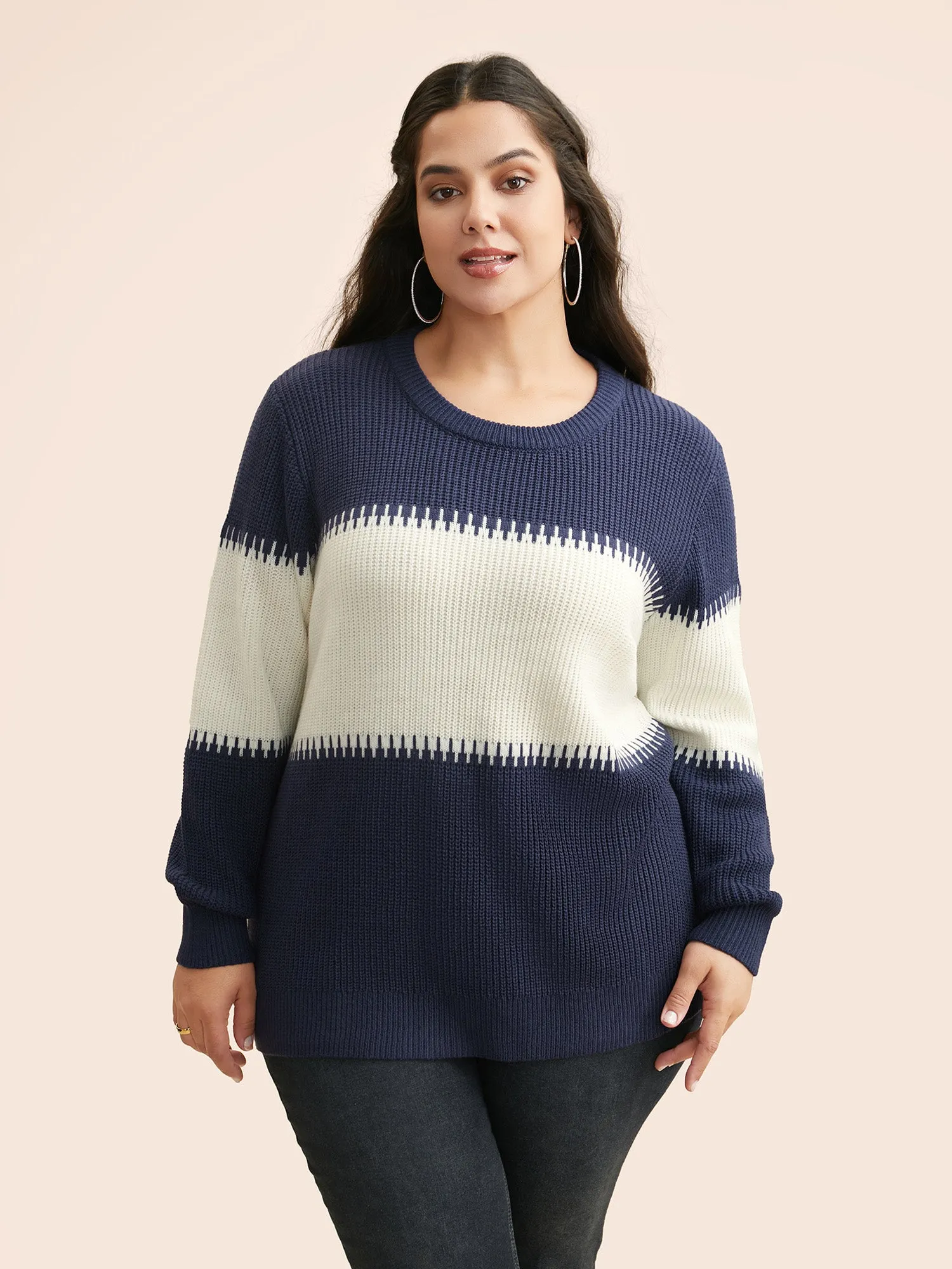 Crew Neck Contrast Patchwork Pullover sold by Bloomchic product image thumbnail 3