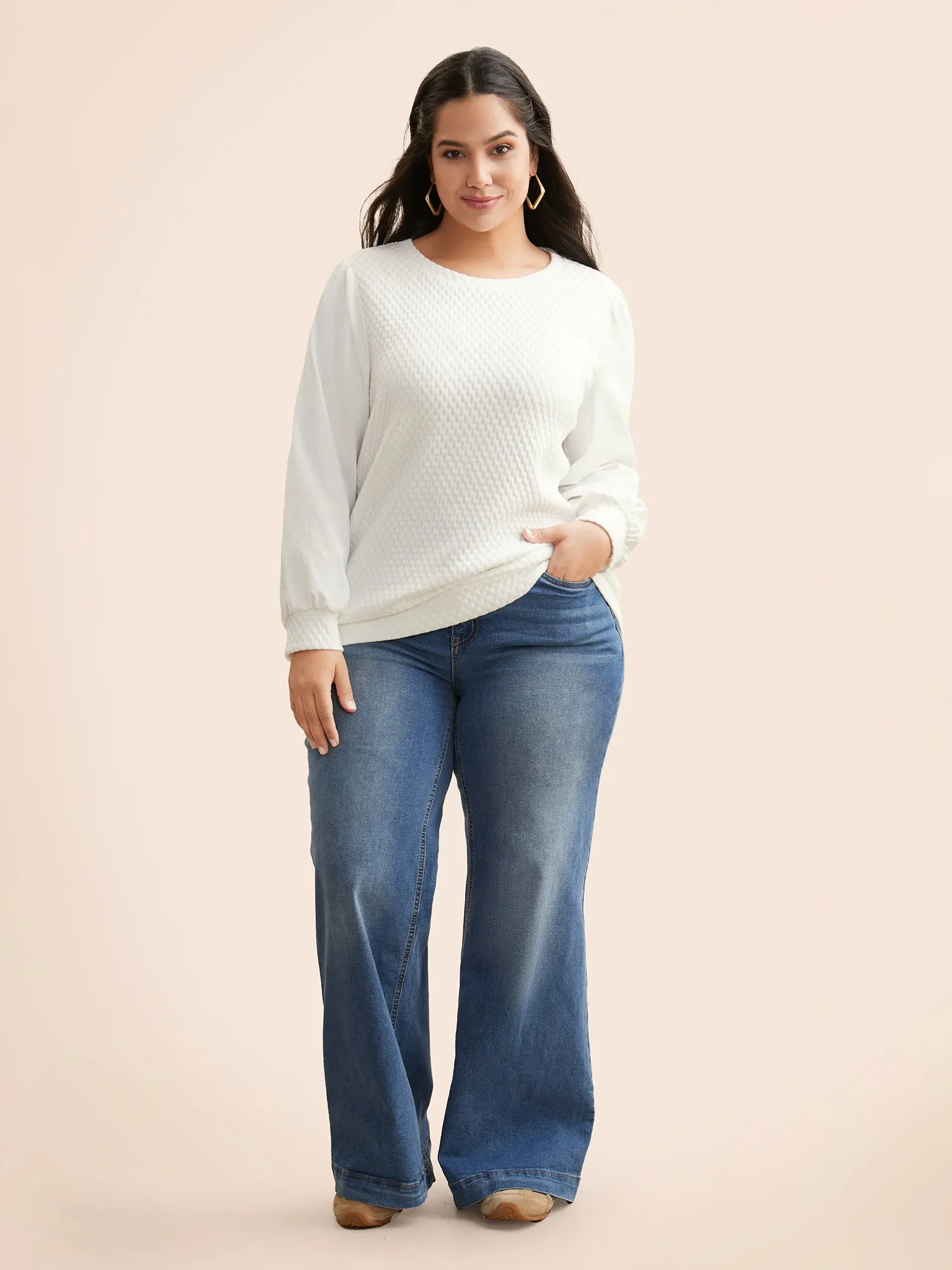 Round Neck Texture Patchwork Sweatshirt sold by Bloomchic product image thumbnail 3