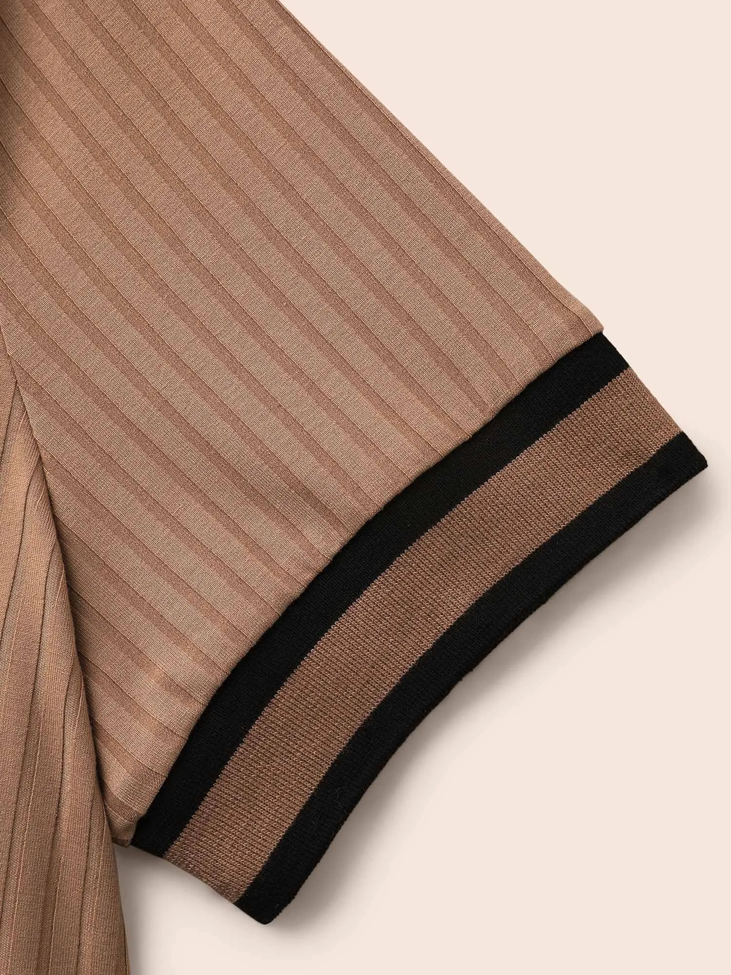 Crew Neck Pit Strip Contrast Trim T-shirt sold by Bloomchic product image thumbnail 5