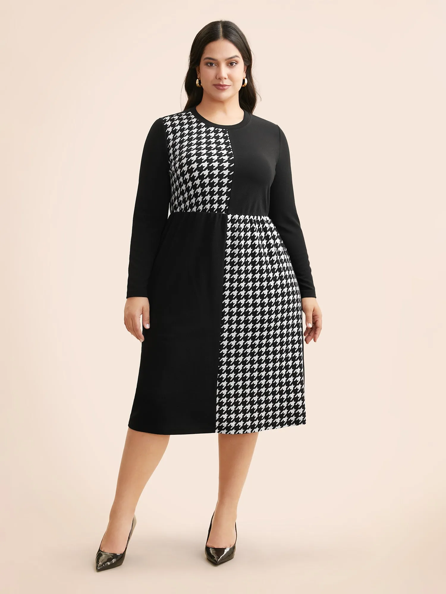 Houndstooth Patchwork Elastic Waist Dress sold by Bloomchic product image thumbnail 3