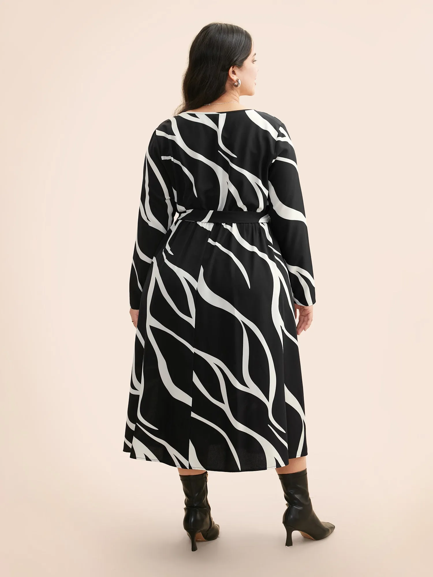 V Neck Geometric Belted Dress sold by Bloomchic product image thumbnail 4