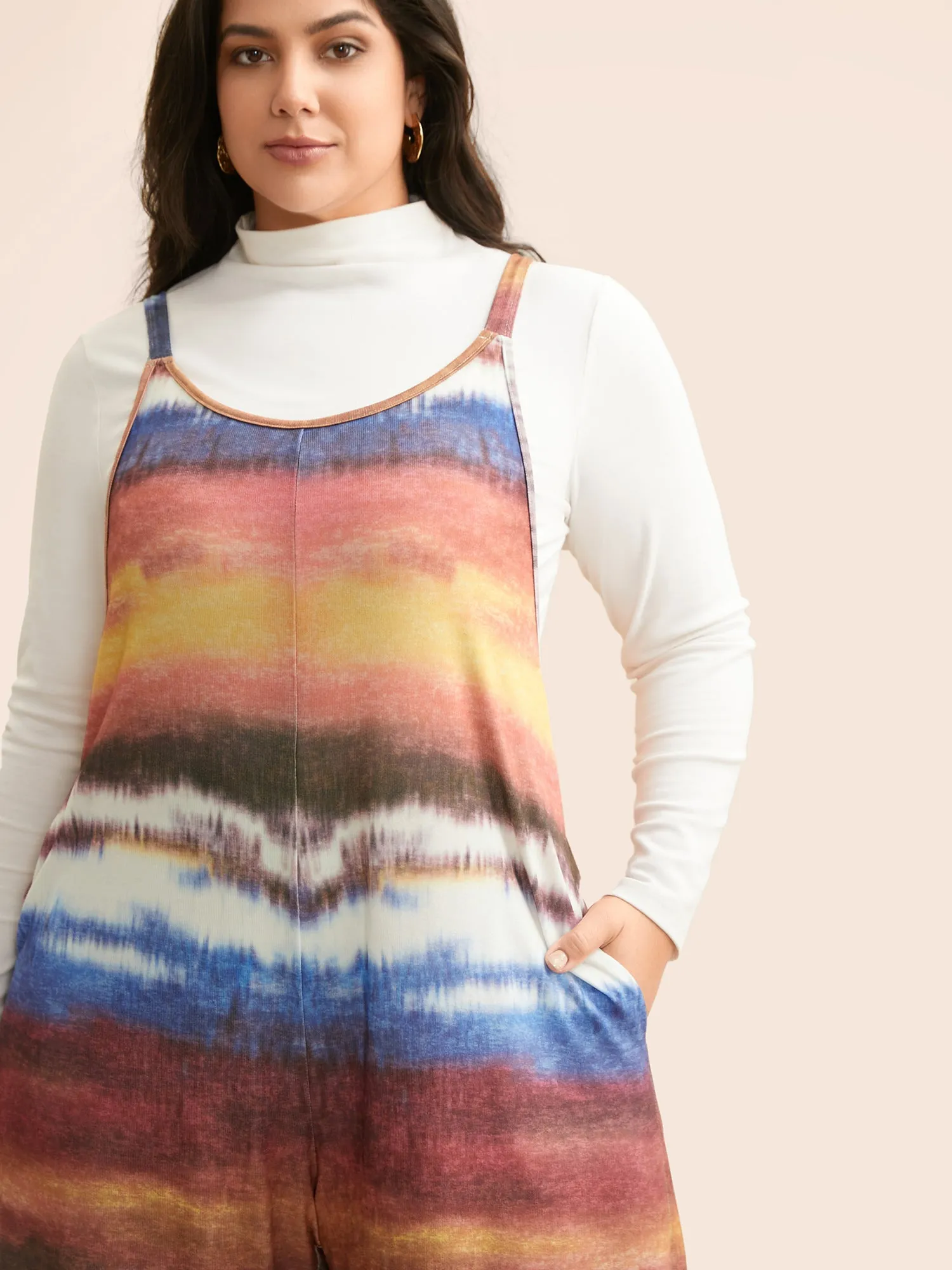 U Neck Gradient Dyeing Jumpsuit sold by Bloomchic product image thumbnail 2