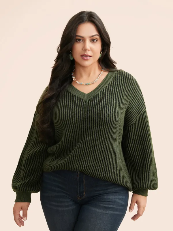 V Neck Plain Textured Split Hem Pullover sold by Bloomchic
