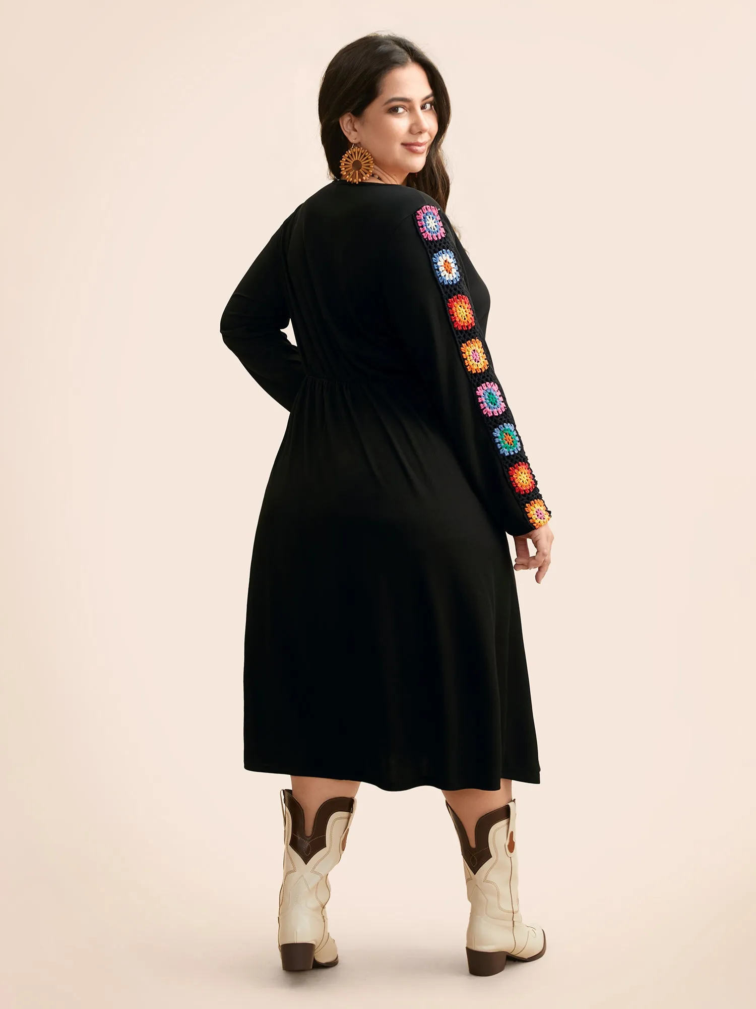 V Neck Crochet Floral Patchwork Dress sold by Bloomchic product image thumbnail 4