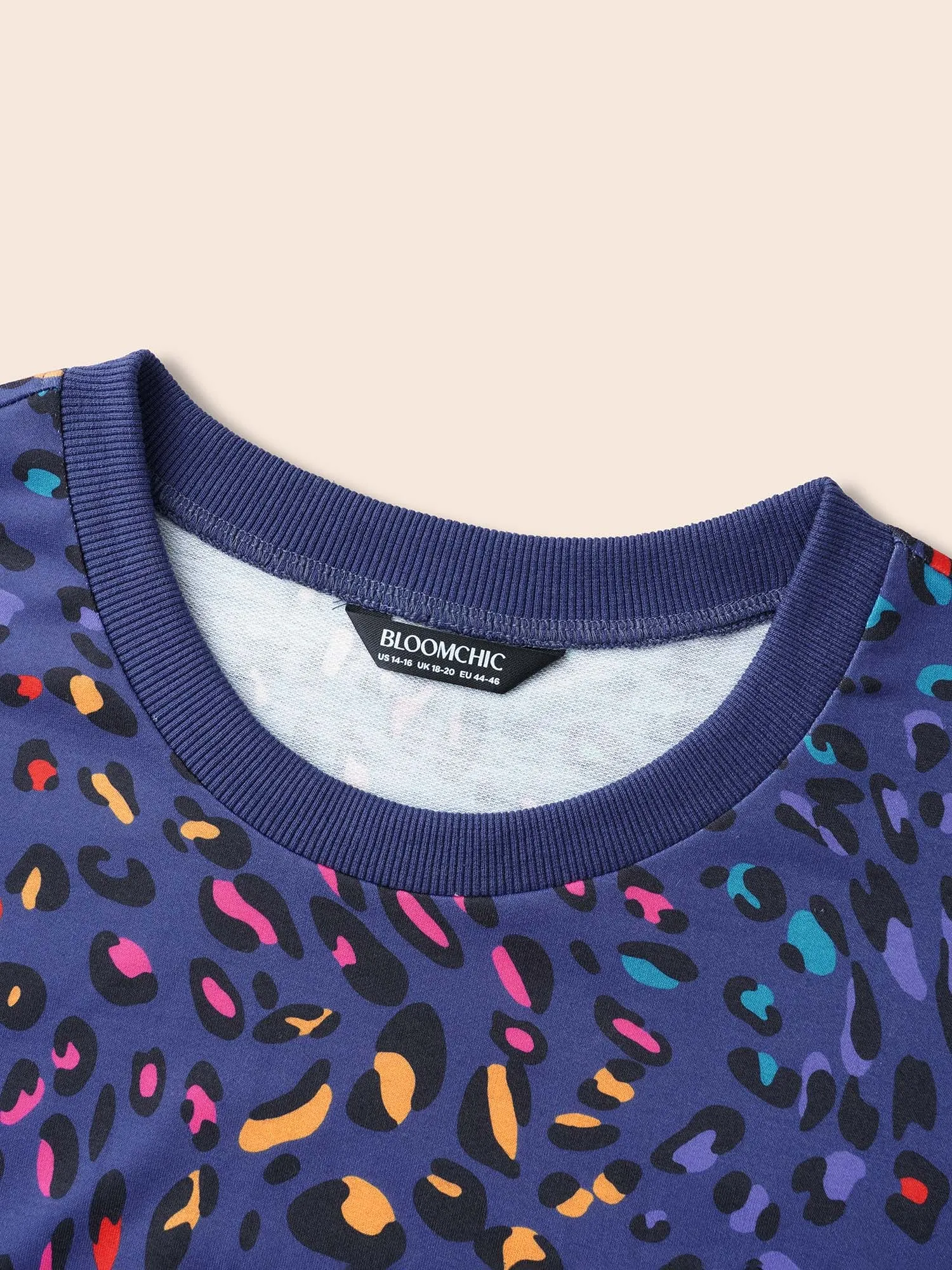 Round Neck Color Leopard Print Sweatshirt sold by Bloomchic product image thumbnail 5