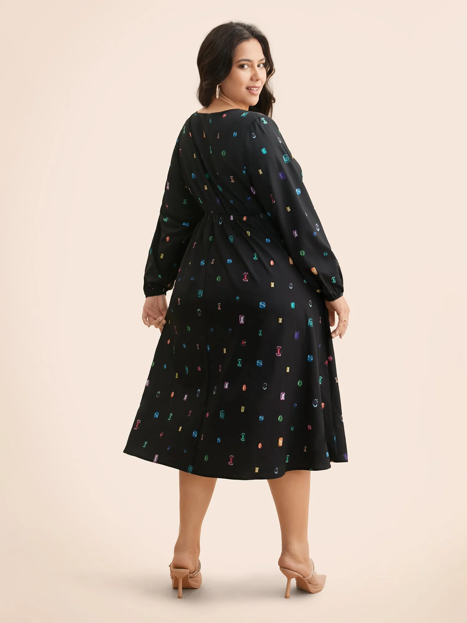 Color Diamond Print V Neck Dress sold by Bloomchic product image thumbnail 4