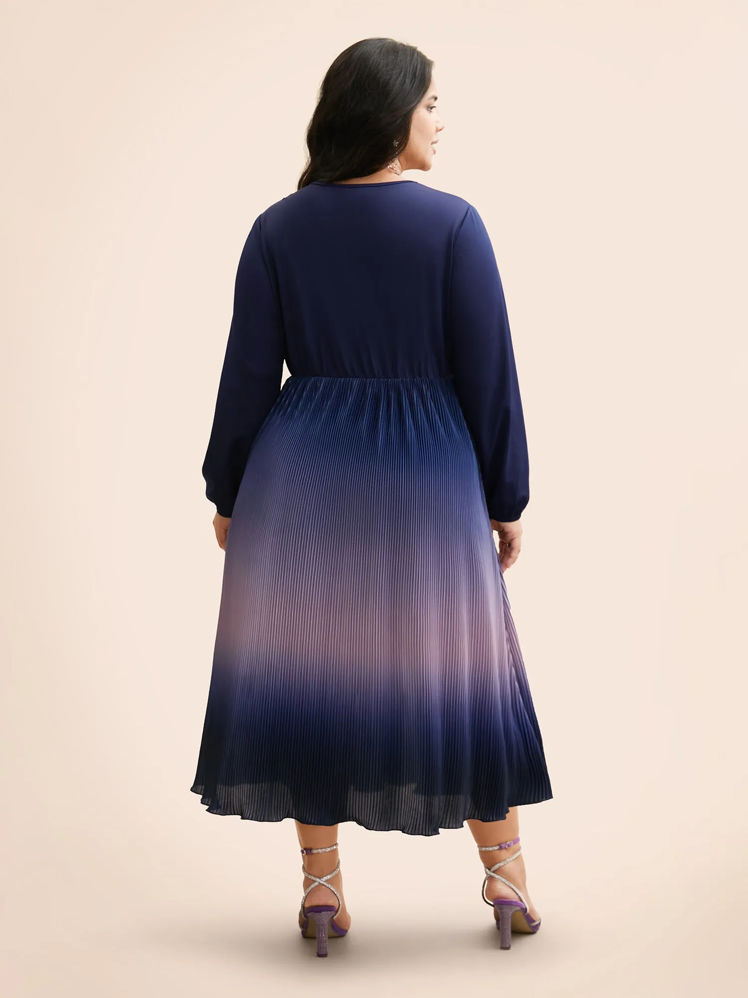 Overlap Collar Ombre Patchwork Pleated Dress sold by Bloomchic product image thumbnail 4