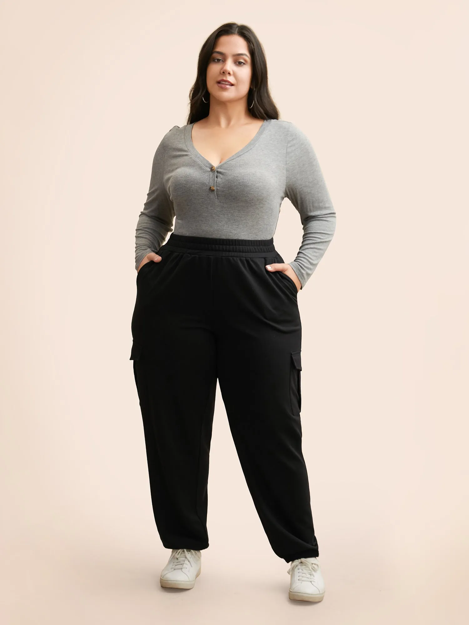 Mid Rise Pocket Slightly Stretchy Pants sold by Bloomchic product image thumbnail 2