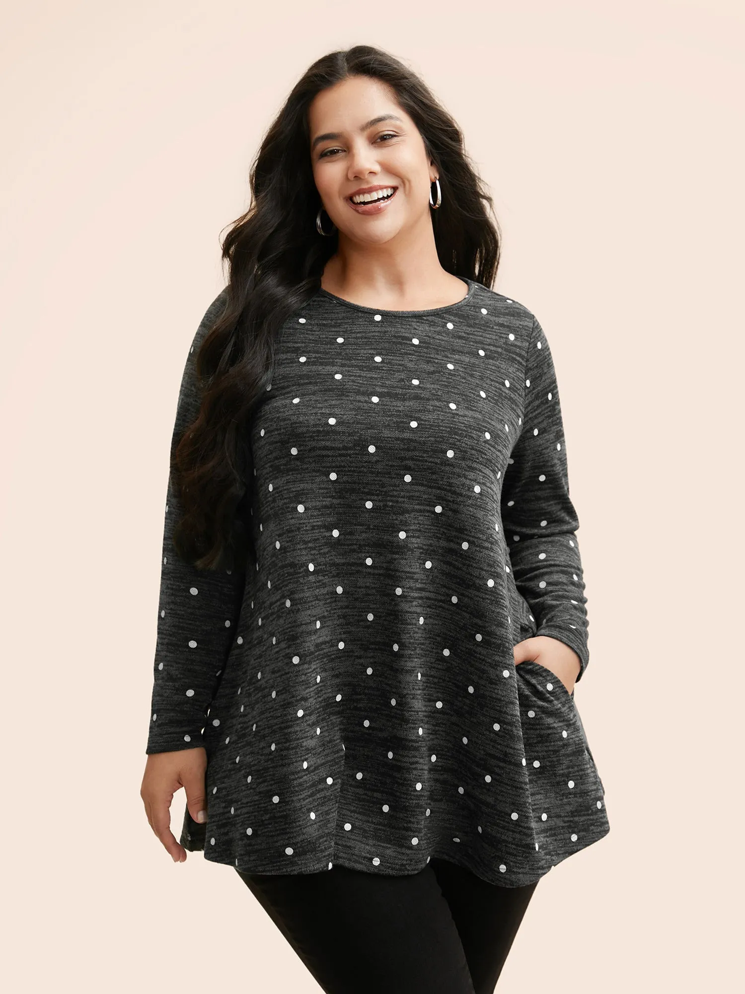 Heather Polka Dot Pocket T-shirt sold by Bloomchic product image thumbnail 3