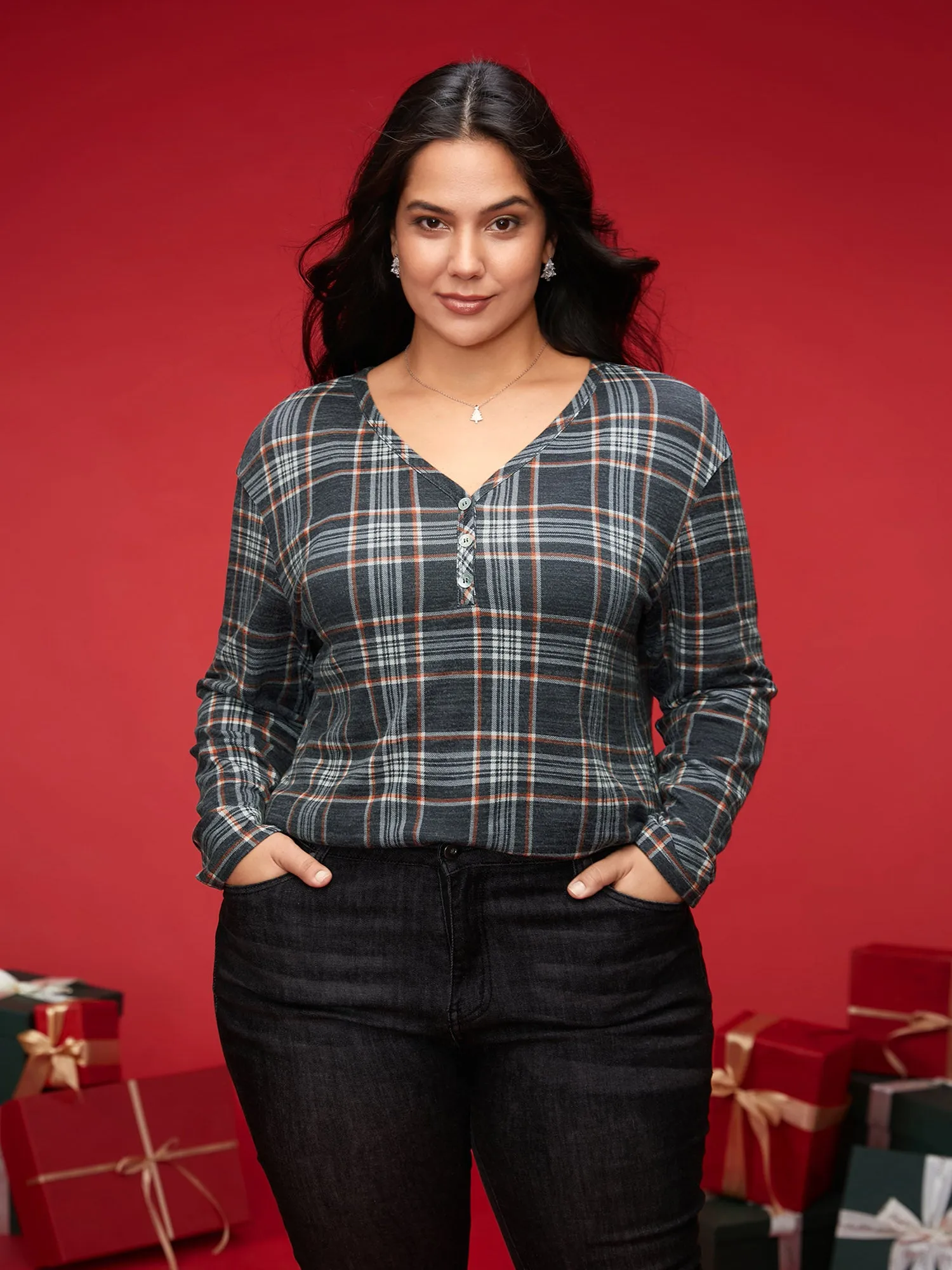 Plaid V-neck Full Sleeves Slim-Fit Tee sold by Bloomchic product image thumbnail 3