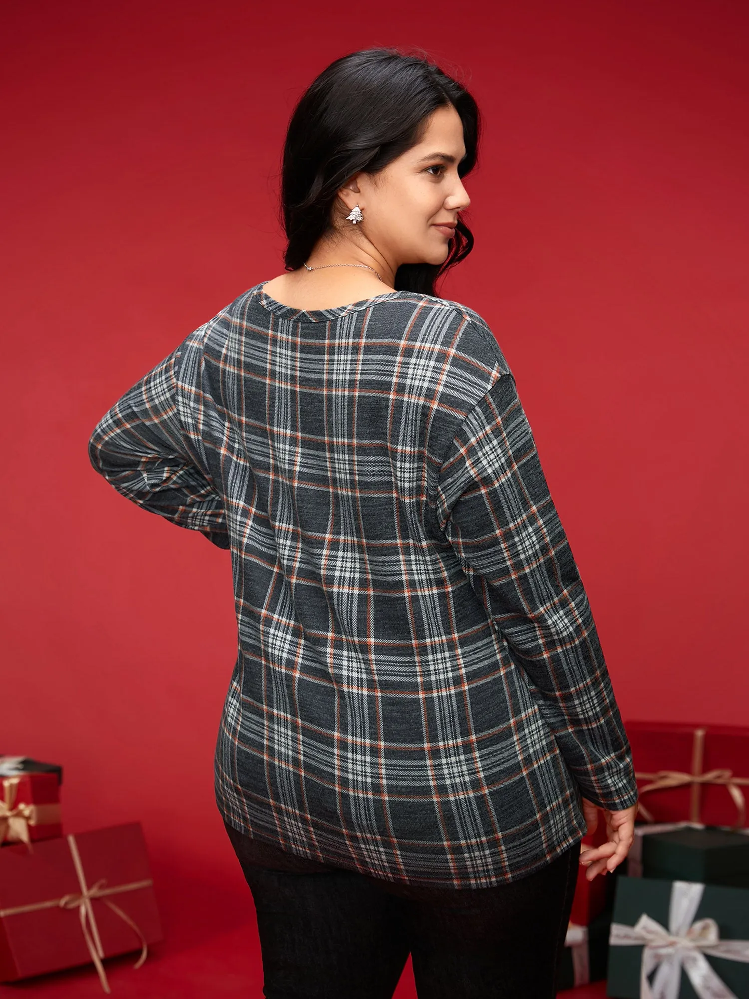 Plaid V-neck Full Sleeves Slim-Fit Tee sold by Bloomchic product image thumbnail 5