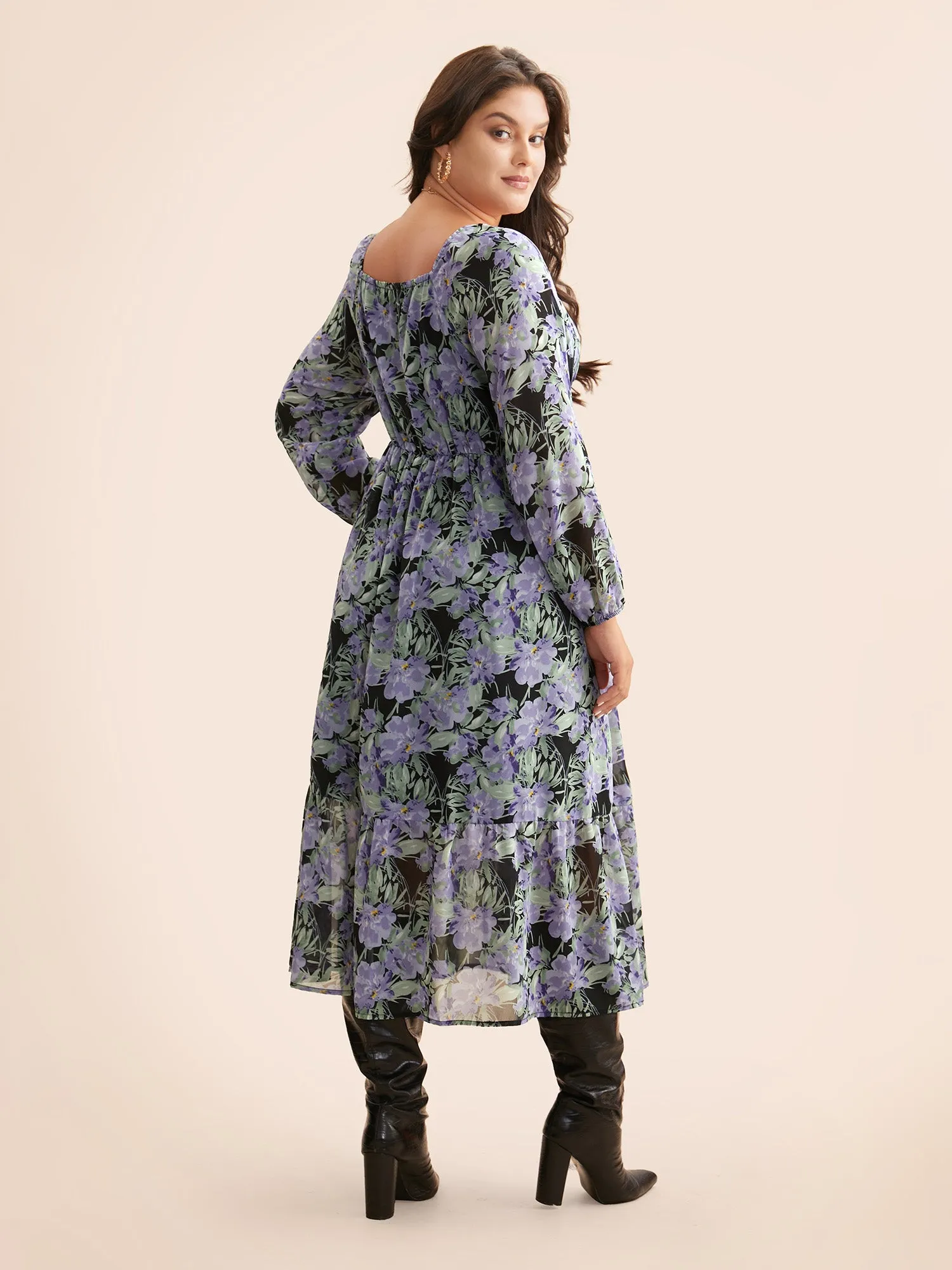Heart Neckline Floral Contrast Webbing Dress sold by Bloomchic product image thumbnail 4
