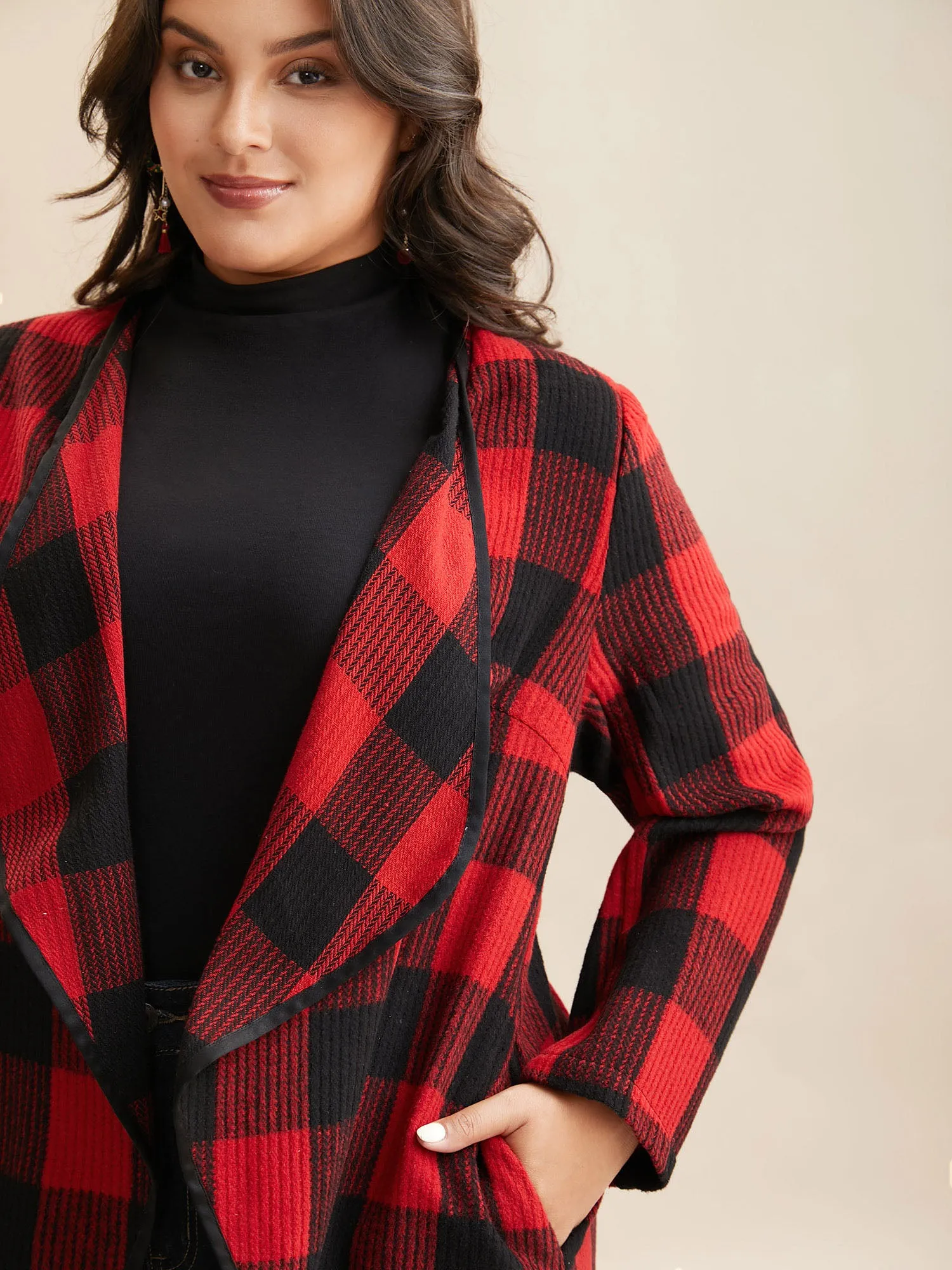 Festive Plaid Curved Hem Cardigan sold by Bloomchic product image thumbnail 4
