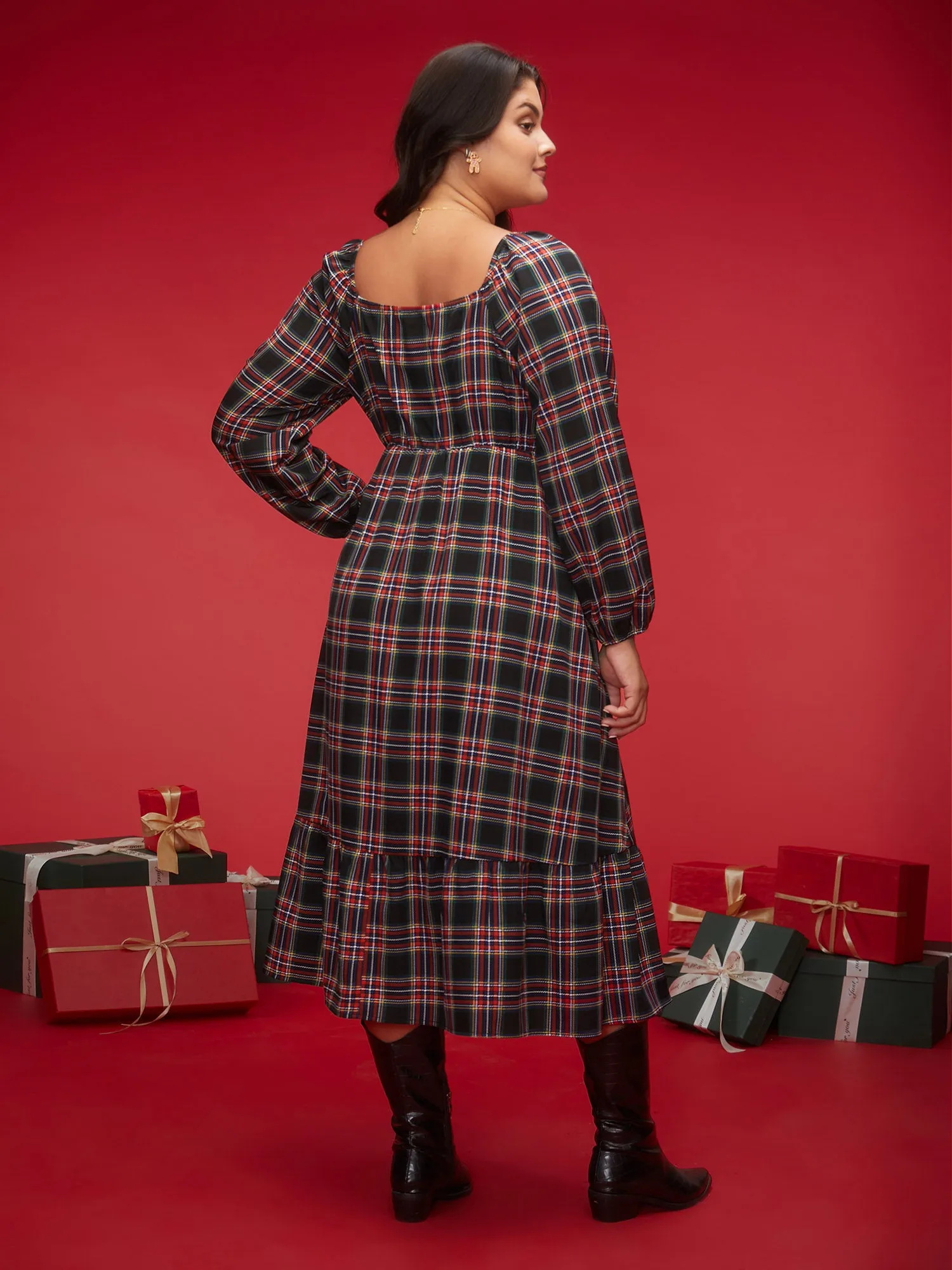 Plaid Square Neckline Puffy Sleeve Midi Dress sold by Bloomchic product image thumbnail 4