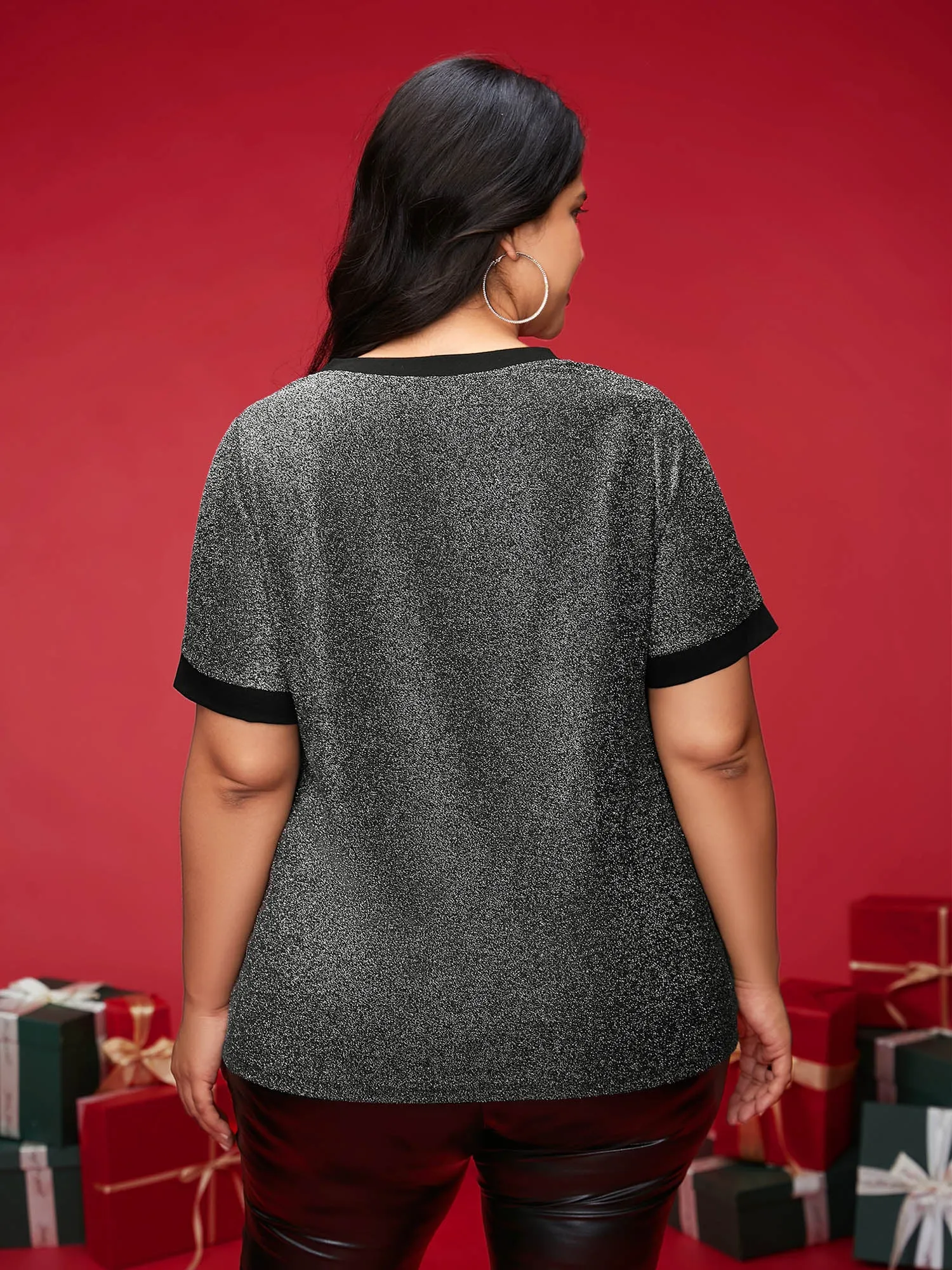 V-Neck Contrast Lurex Slim-Fit Tee sold by Bloomchic product image thumbnail 2