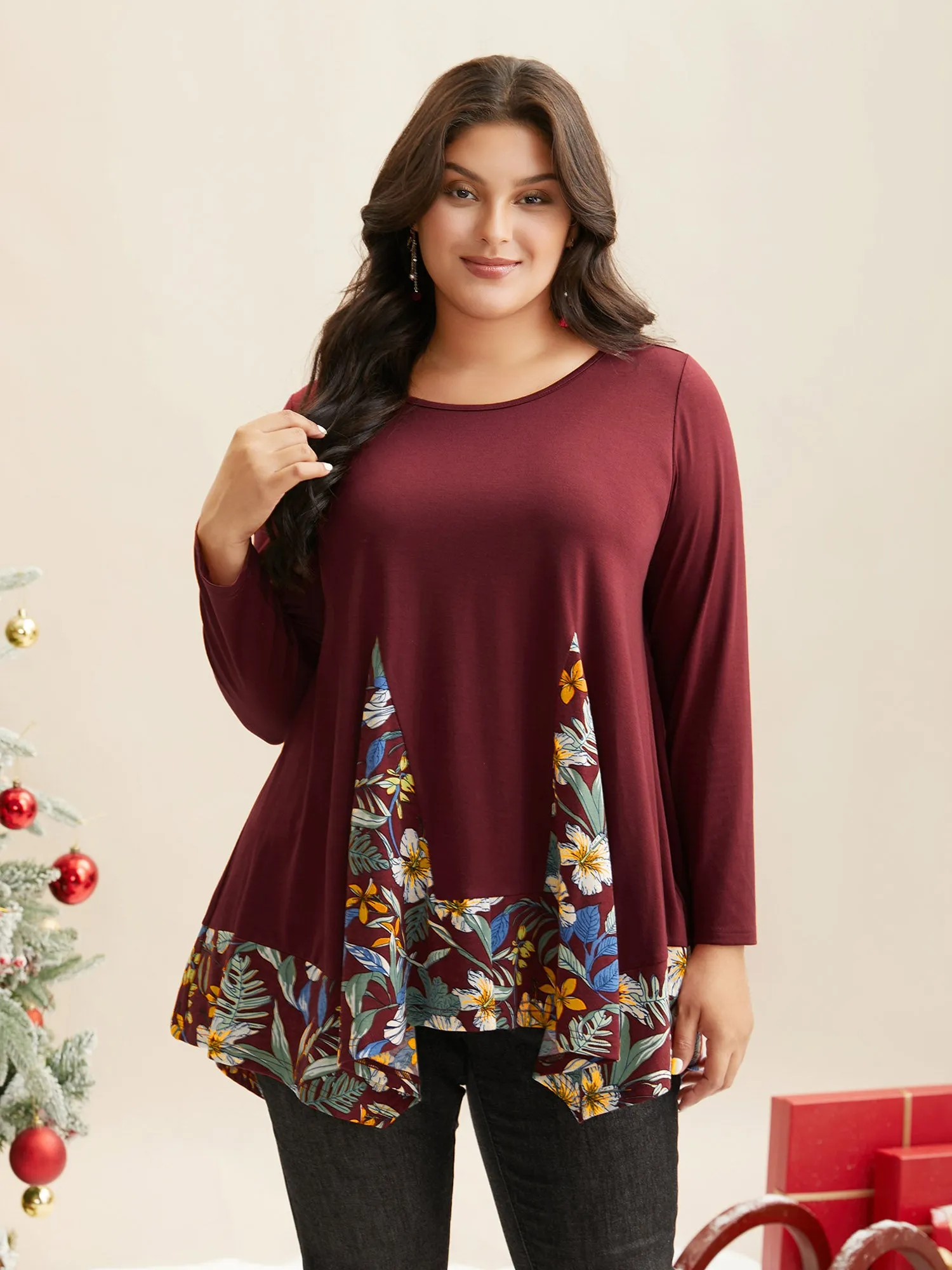 Holiday Printed Asymmetrical Hem Jersey Top sold by Bloomchic product image thumbnail 3