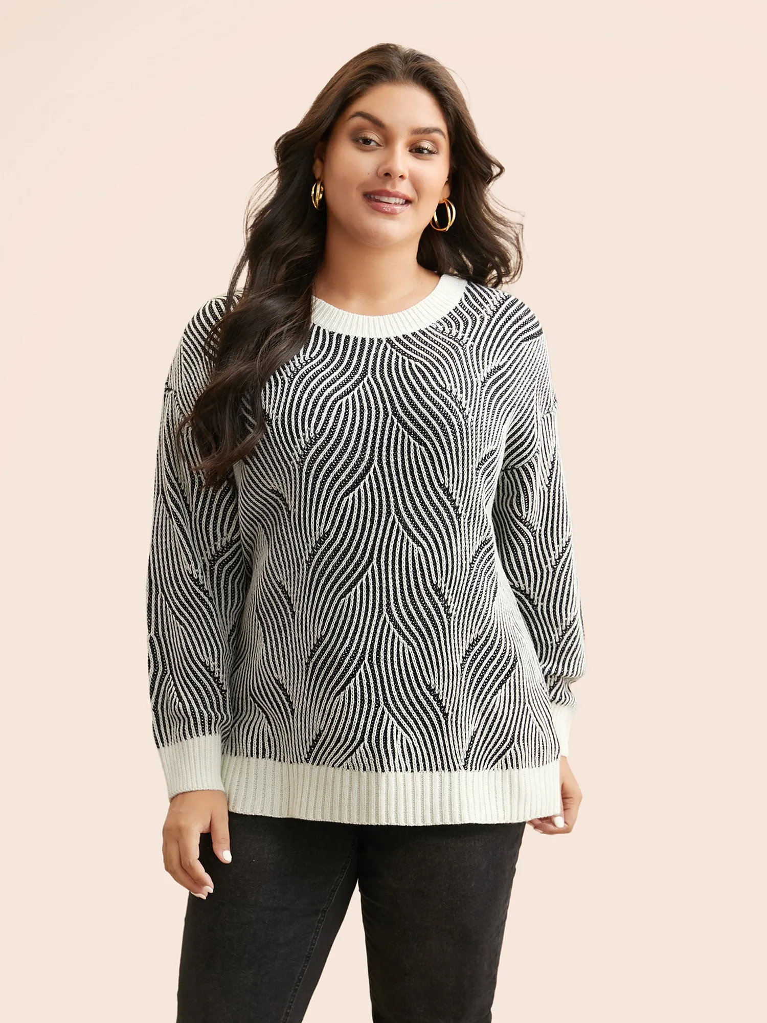 Texture Contrast Round Neck Pullover sold by Bloomchic product image thumbnail 4