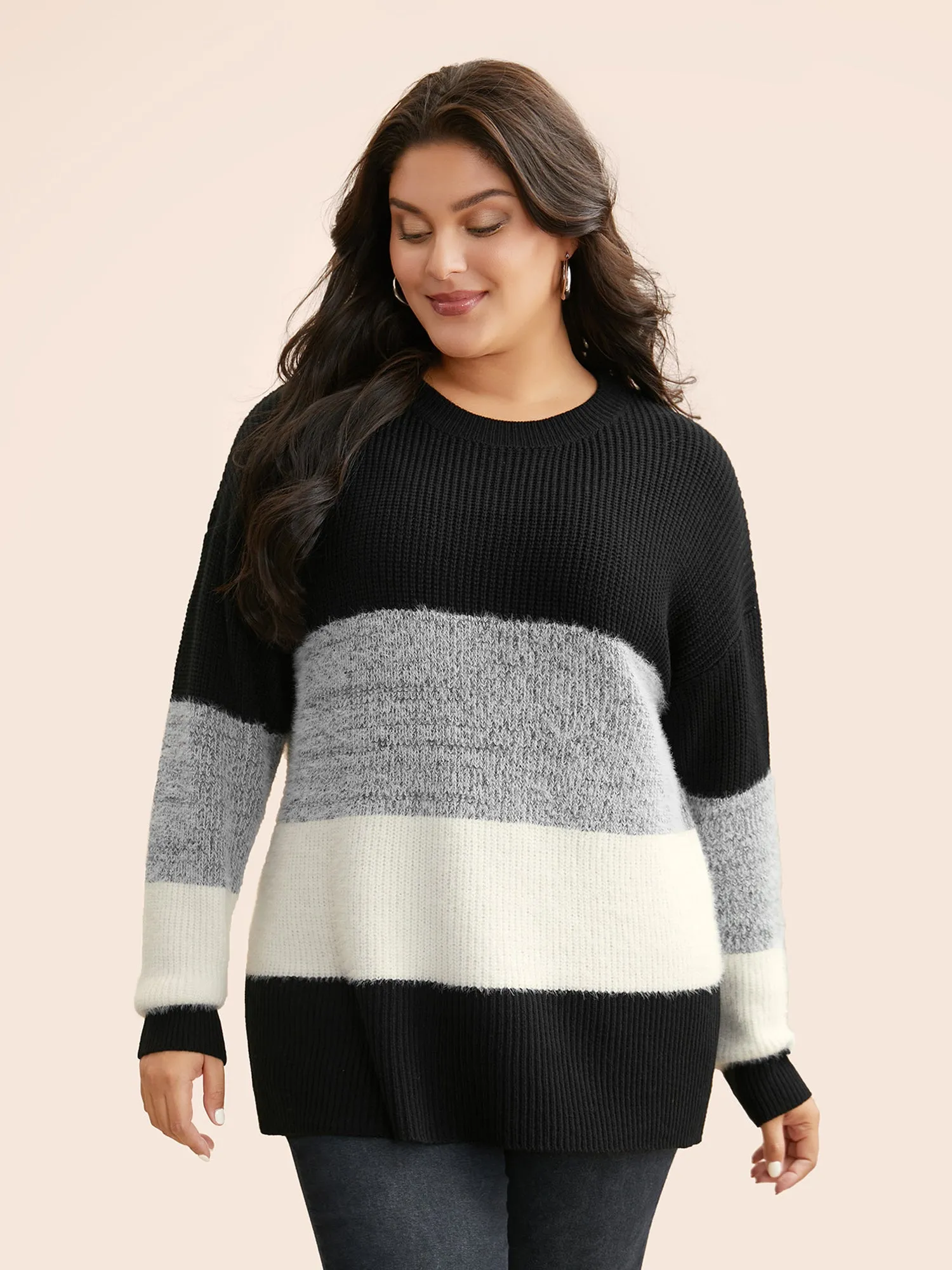 Round Neck Colorblock Contrast Pullover sold by Bloomchic product image thumbnail 3