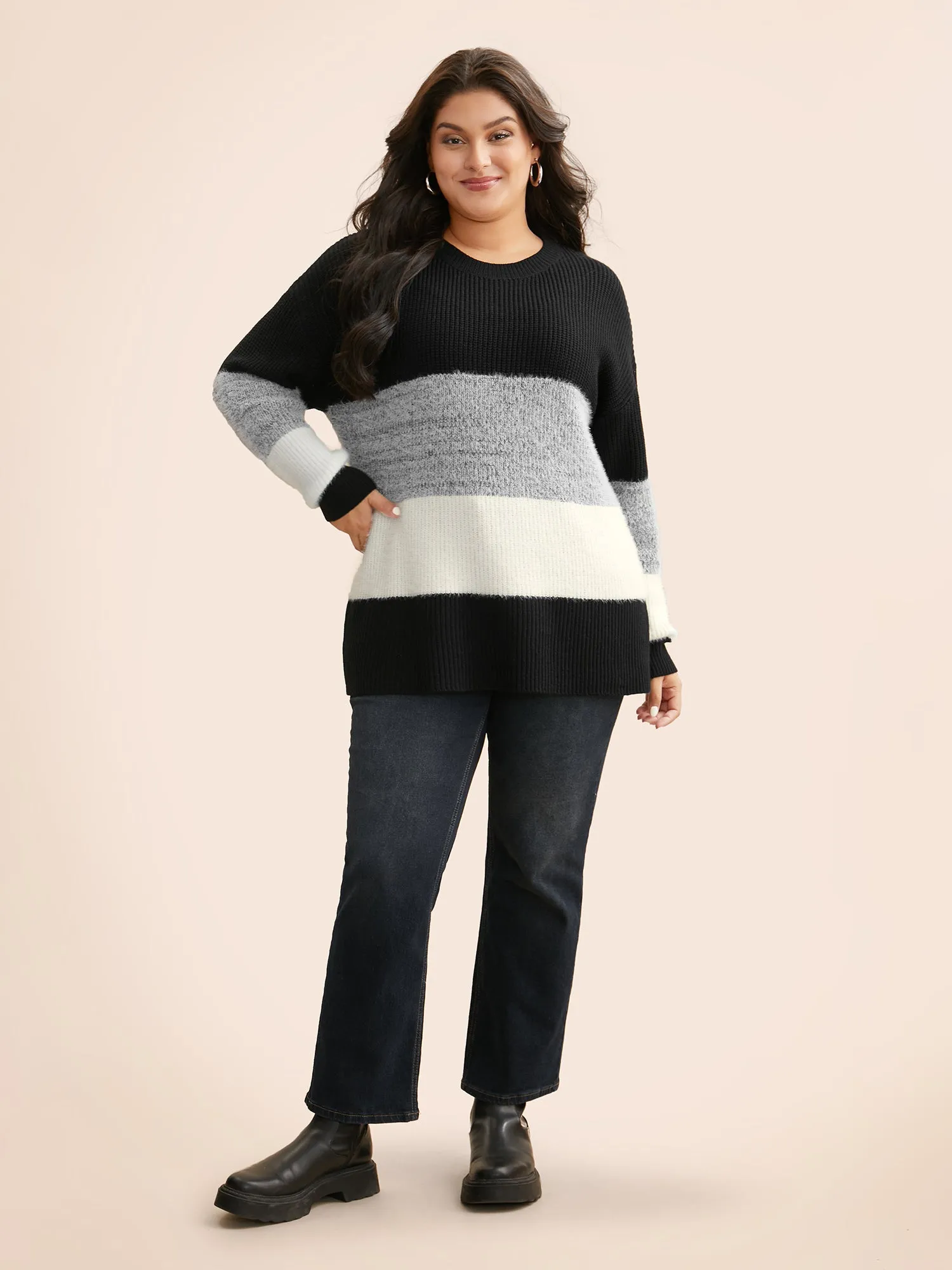 Round Neck Colorblock Contrast Pullover sold by Bloomchic product image thumbnail 4