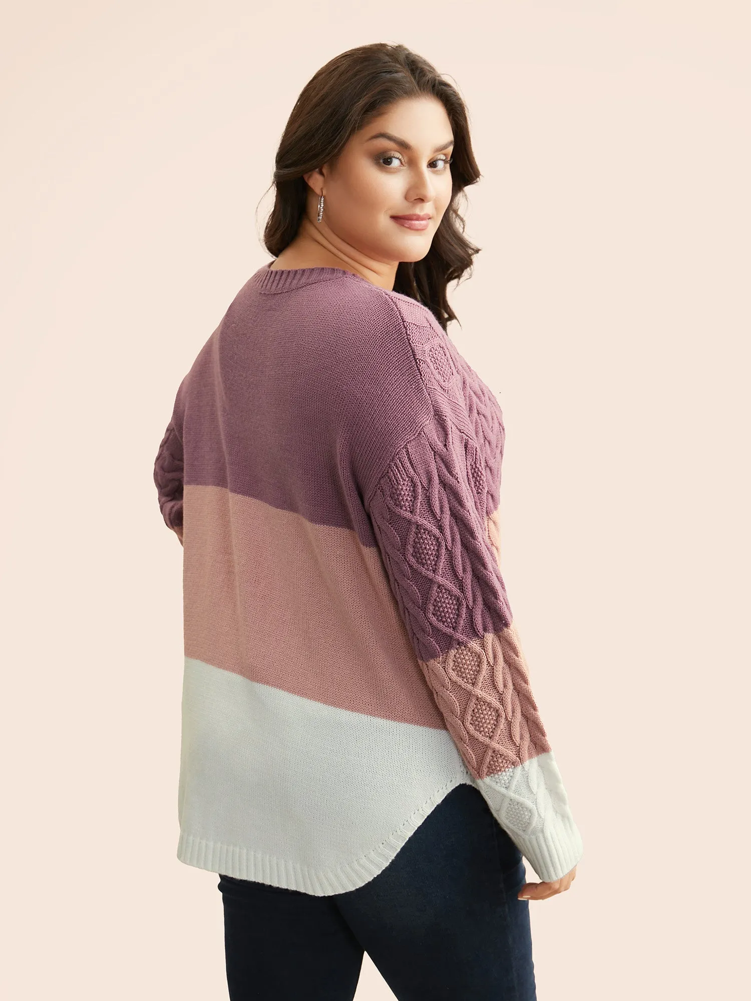 Contrast Cable Knit Arc Hem Pullover sold by Bloomchic product image thumbnail 2