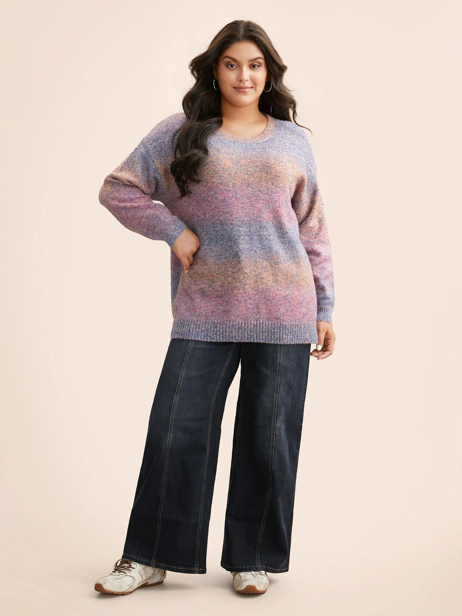 Gradient Dyeing Round Neck Slit Hem Pullover sold by Bloomchic product image thumbnail 3