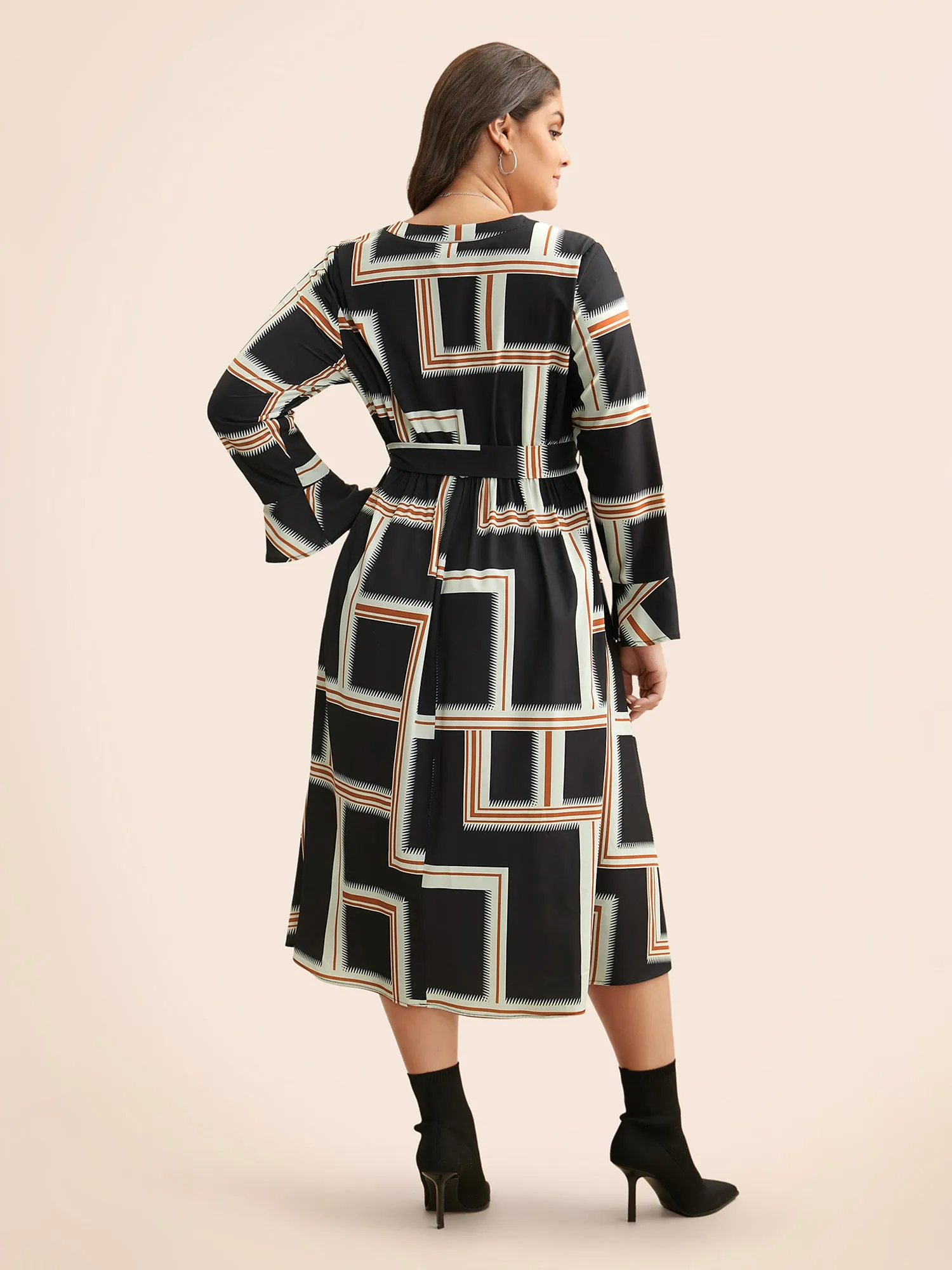 Notched Collar Geometric Contrast Belted Dress sold by Bloomchic product image thumbnail 4