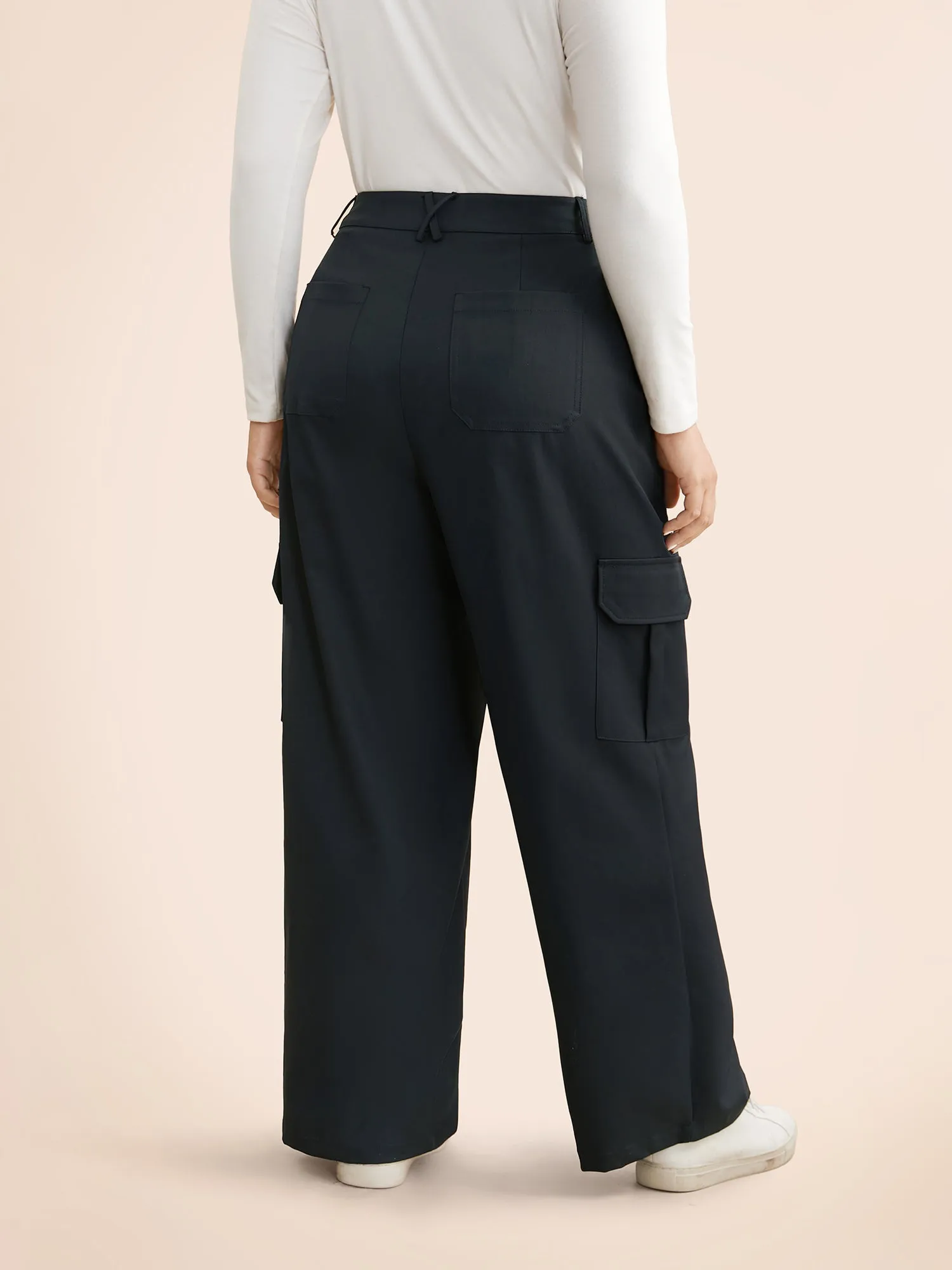 Mid Rise Patched Pocket Wide Leg Pants sold by Bloomchic product image thumbnail 3