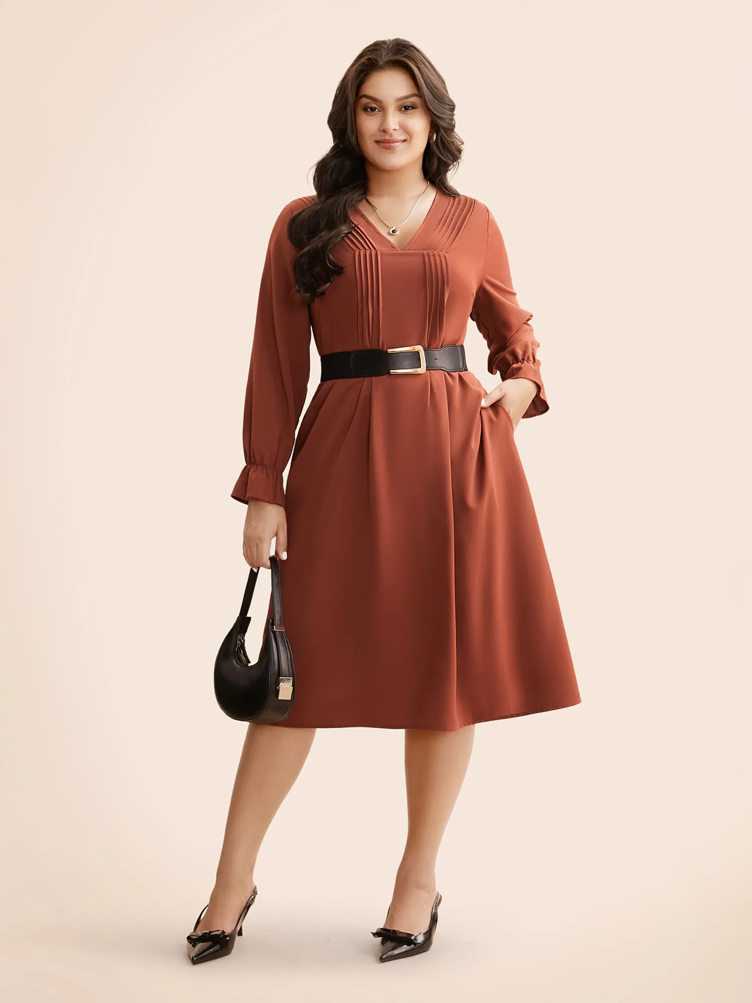 V Neck Pleated Lantern Sleeve Dress sold by Bloomchic product image thumbnail 4