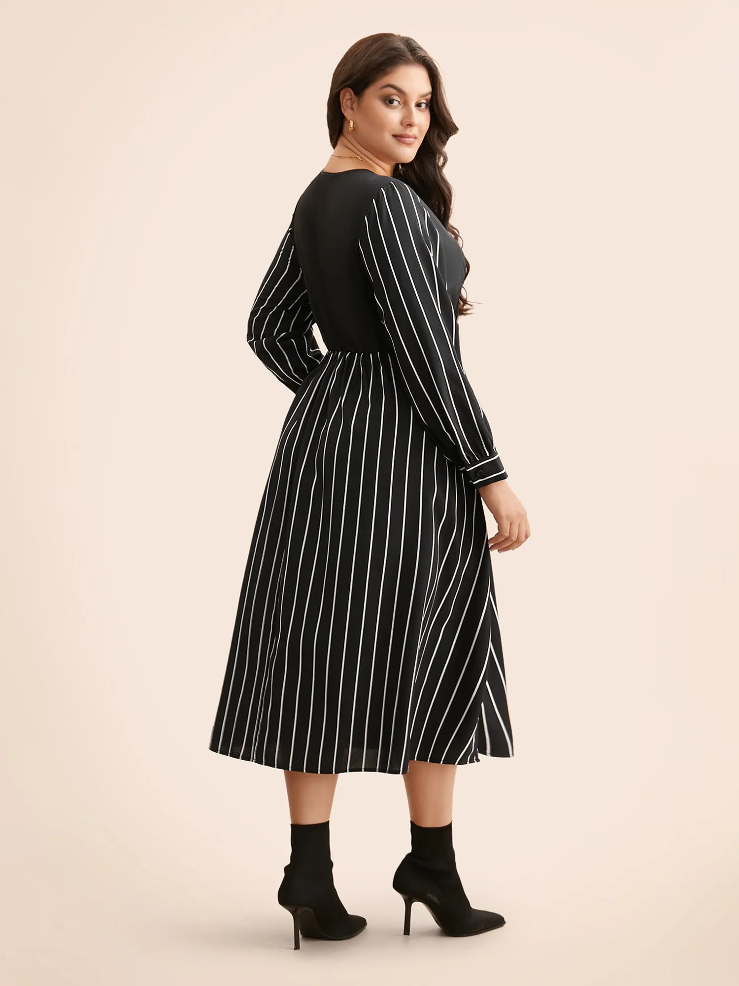 Round Neck Striped Patchwork Midi Dress sold by Bloomchic product image thumbnail 4