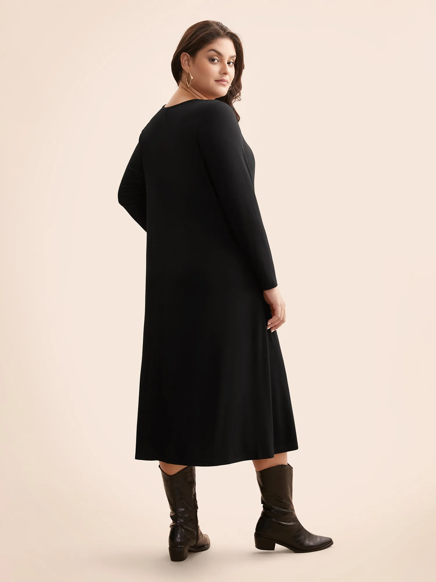 Crew Neck High Stretchy Knit Dress sold by Bloomchic product image thumbnail 5