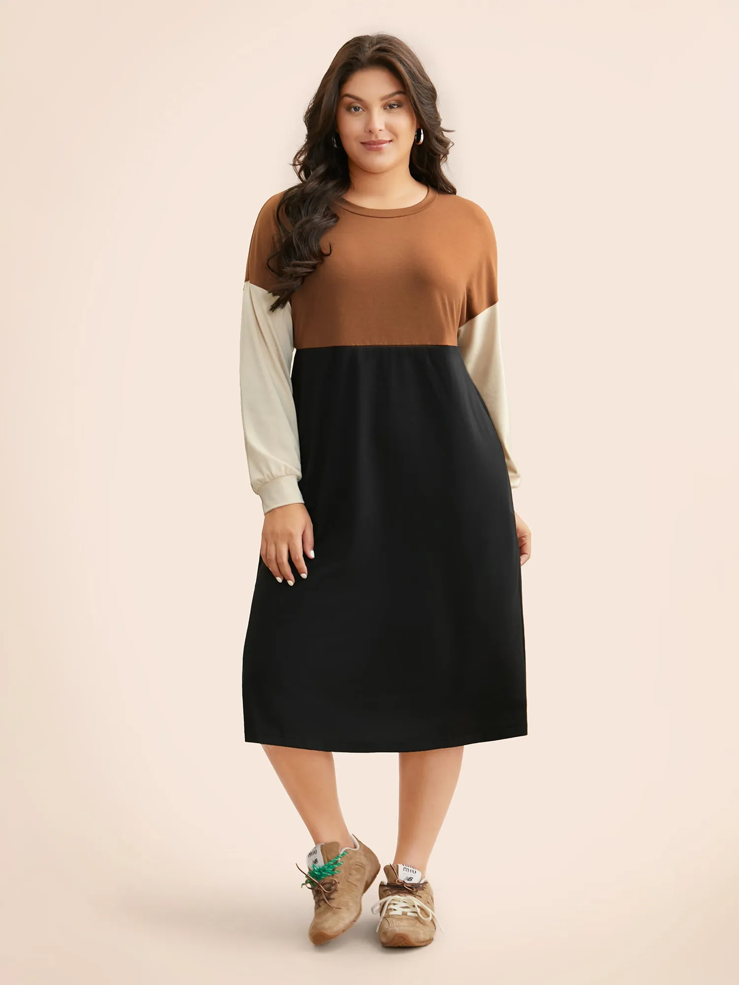 Crew Neck Contrast Patchwork Knit Dress sold by Bloomchic