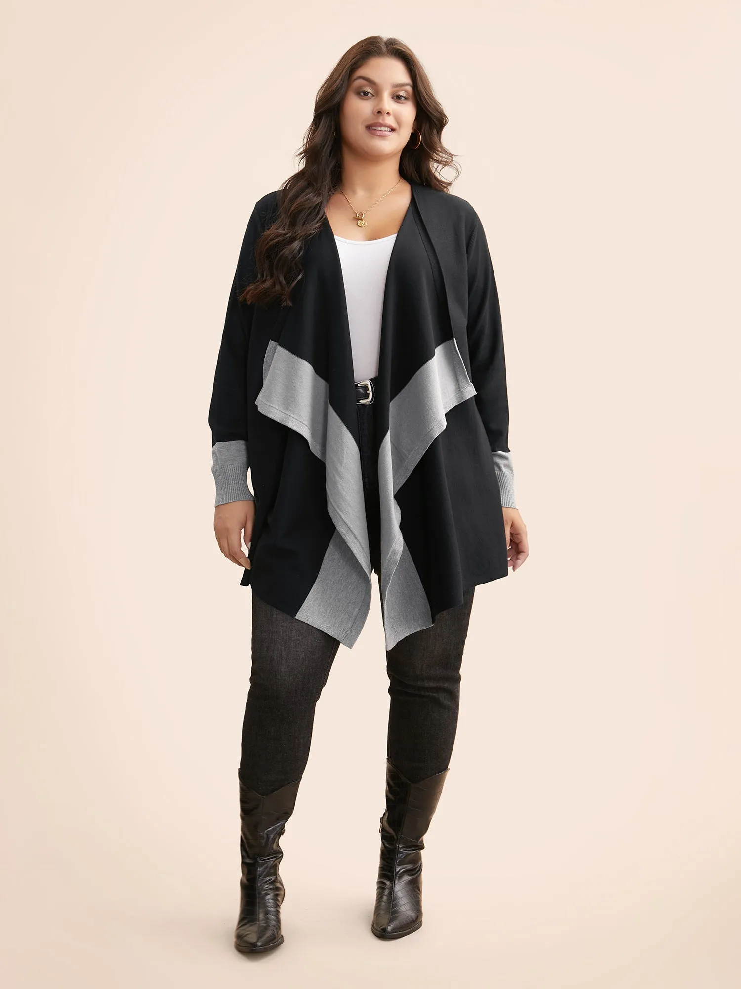 Contrast Kimono Collar Asymmetrical Hem Cardigan sold by Bloomchic product image thumbnail 3