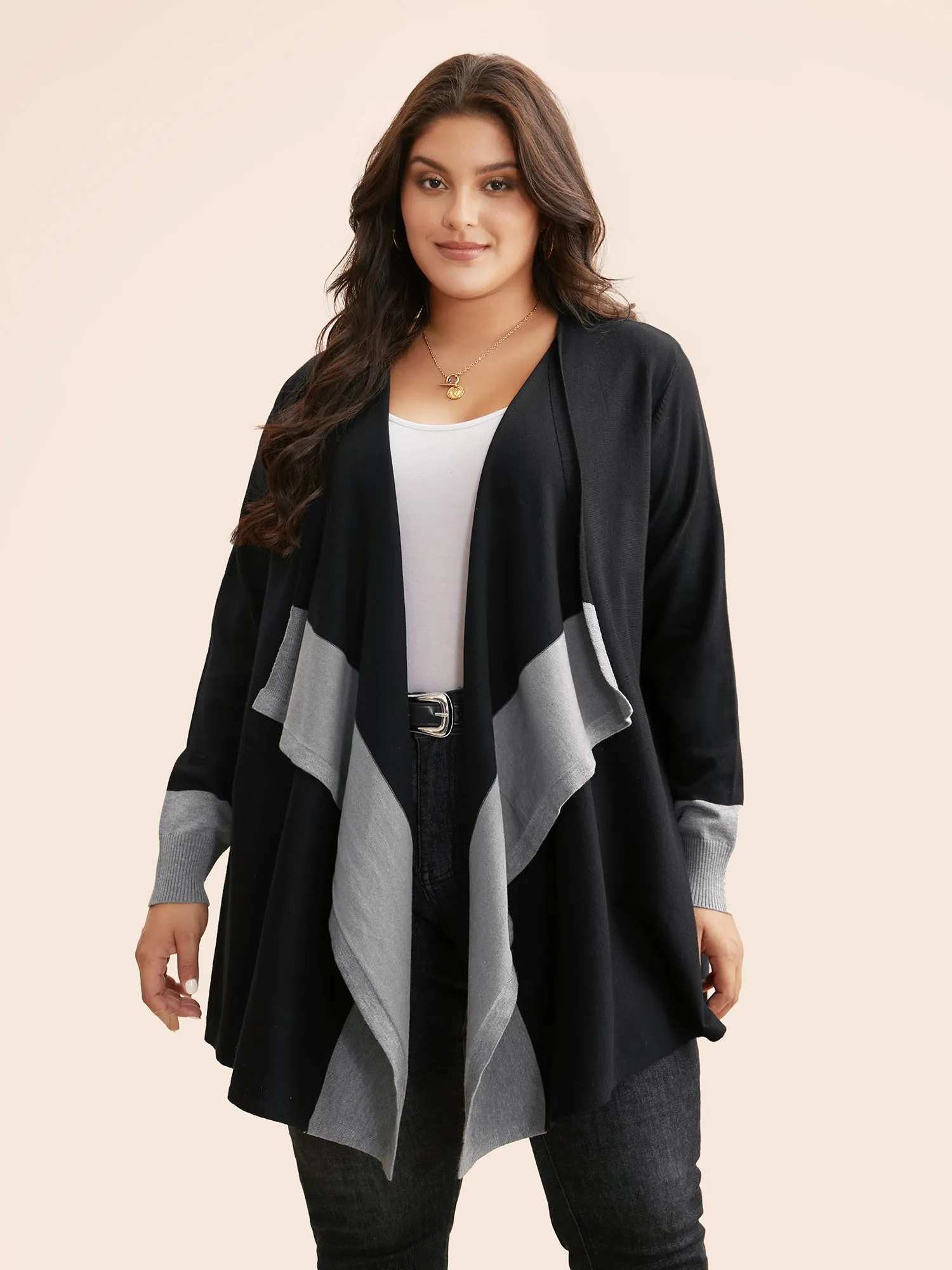 Contrast Kimono Collar Asymmetrical Hem Cardigan sold by Bloomchic