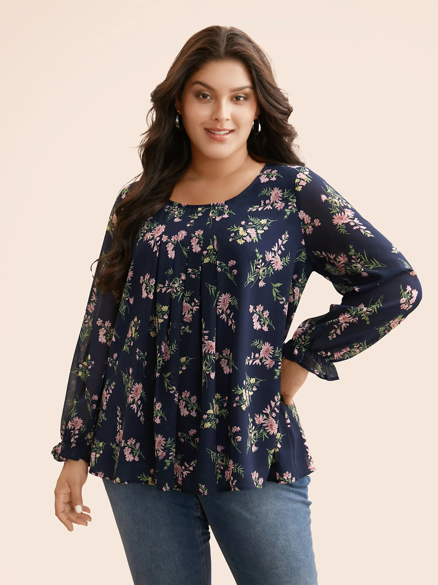 Chiffon Floral Round Neck Pleated Blouse sold by Bloomchic product image thumbnail 3