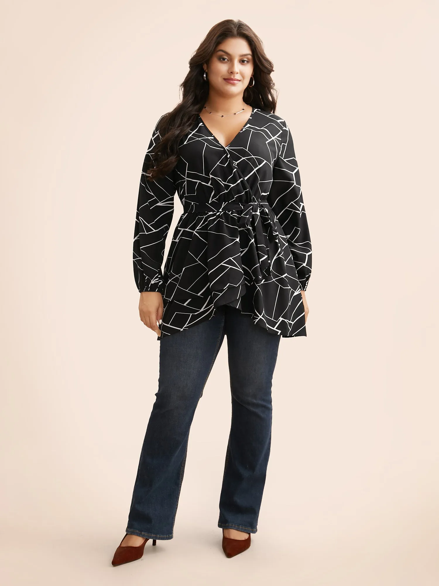 Geometric Overlap Collar Tie Knot Blouse sold by Bloomchic product image thumbnail 2