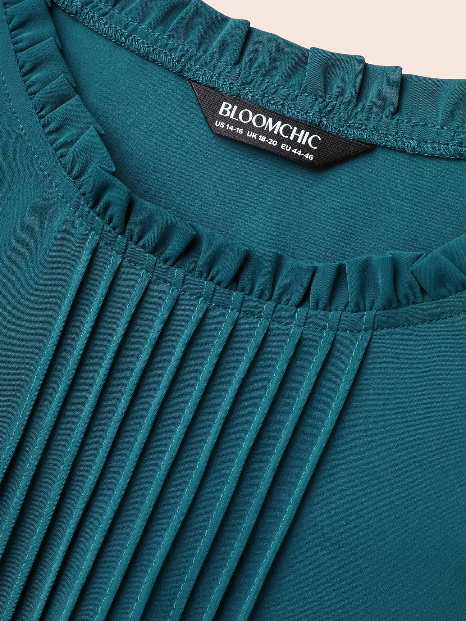 Plain Pleated Lantern Sleeve Slit Hem Blouse sold by Bloomchic product image thumbnail 5
