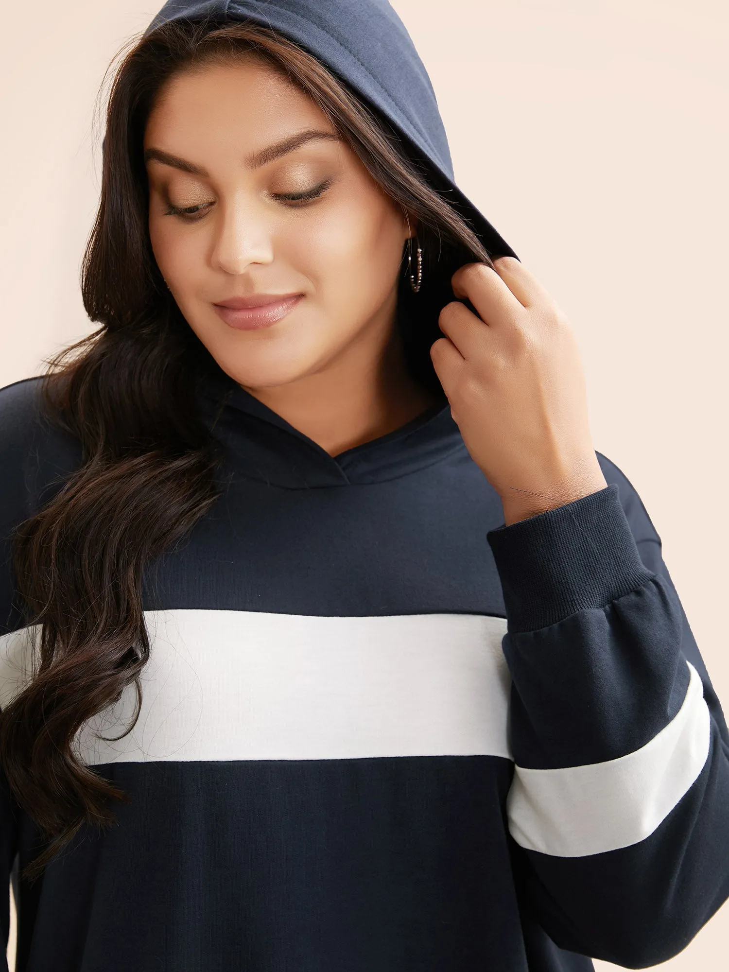 Contrast Patchwork Hooded Sweatshirt sold by Bloomchic product image thumbnail 2