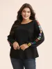 Crew Neck Patchwork Crochet Floral T-shirt sold by Bloomchic
