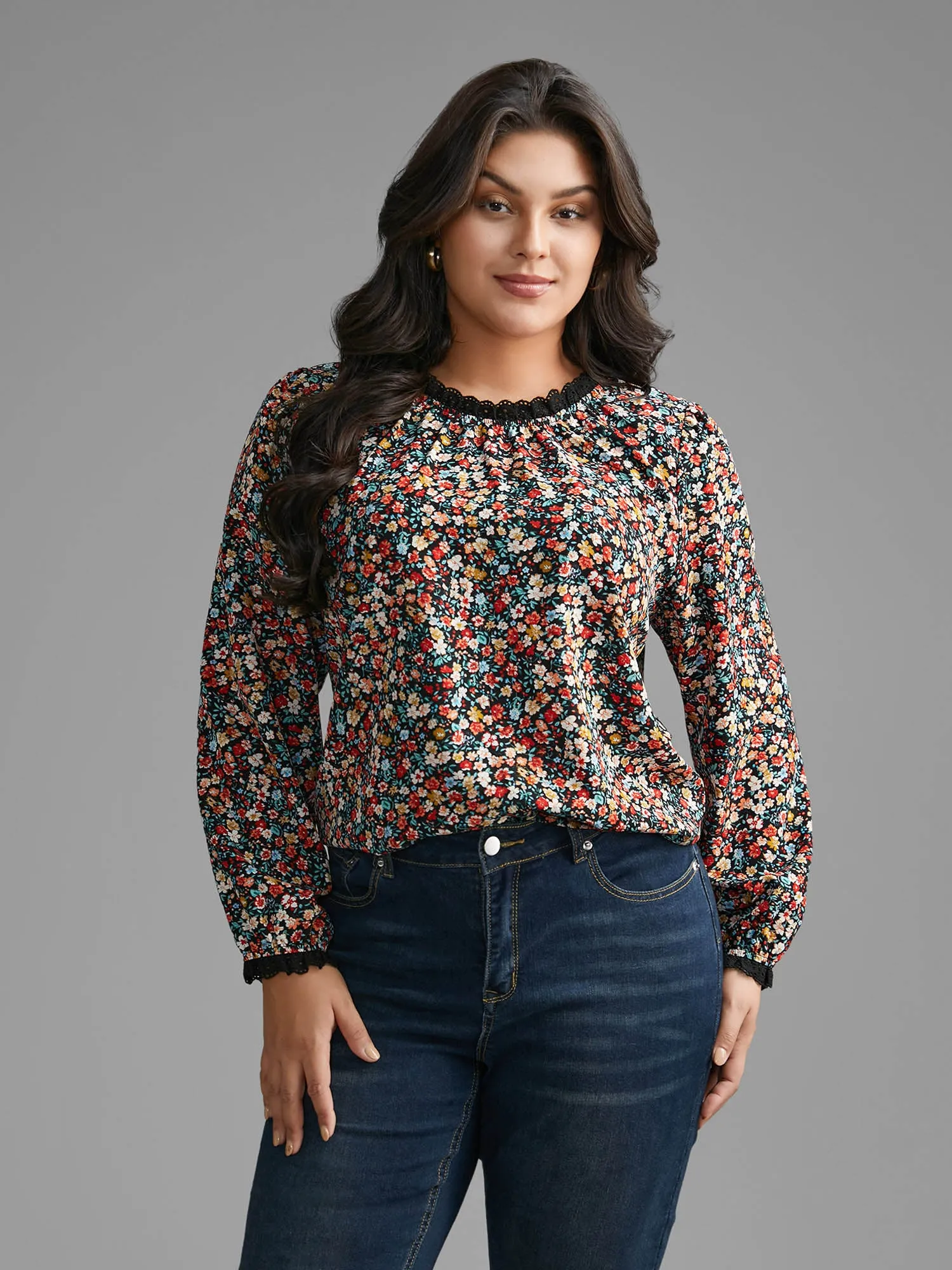 Ditsy Floral Lace Patchwork Slit Hem Blouse sold by Bloomchic product image thumbnail 4