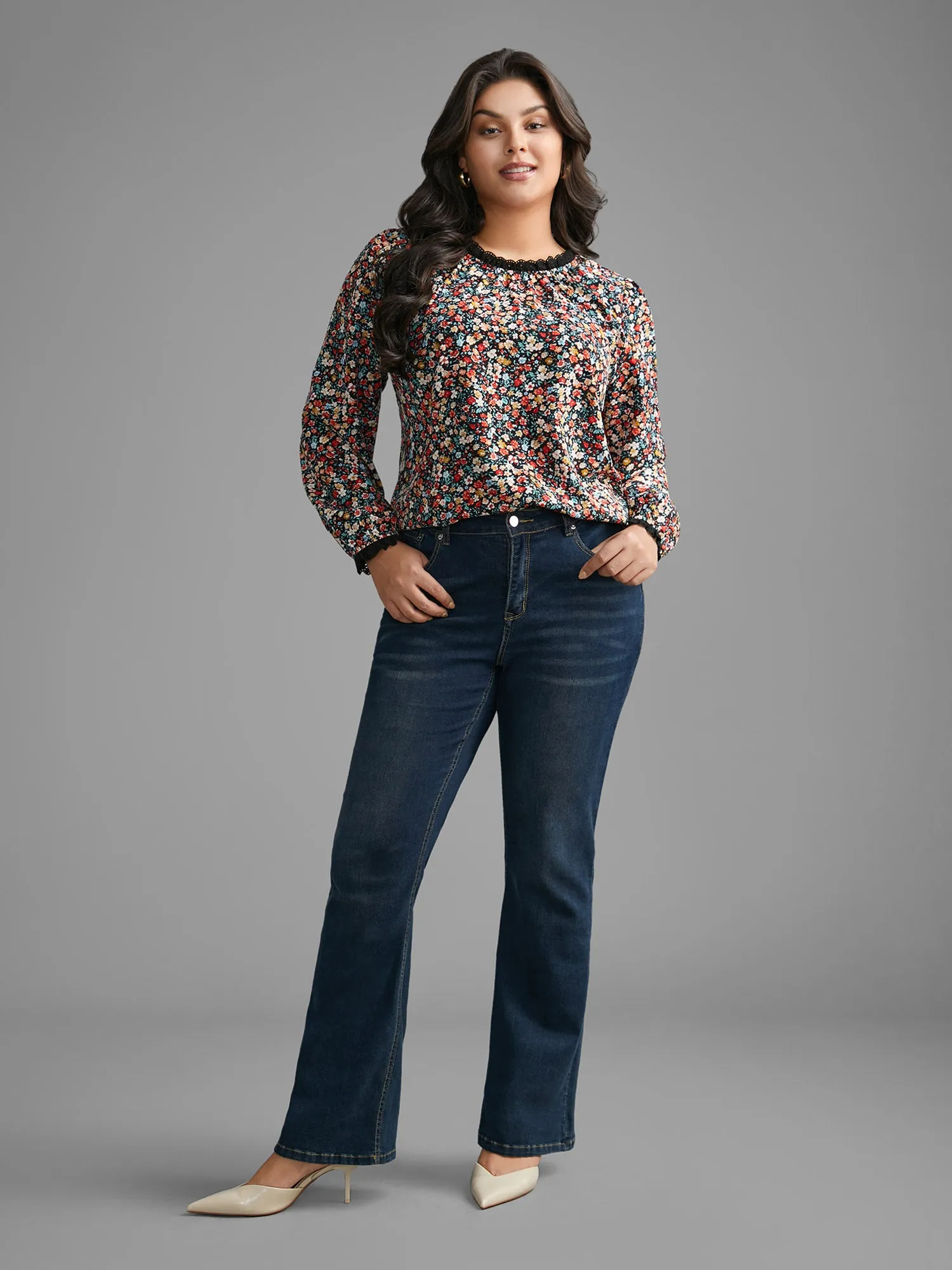 Ditsy Floral Lace Patchwork Slit Hem Blouse sold by Bloomchic product image thumbnail 5