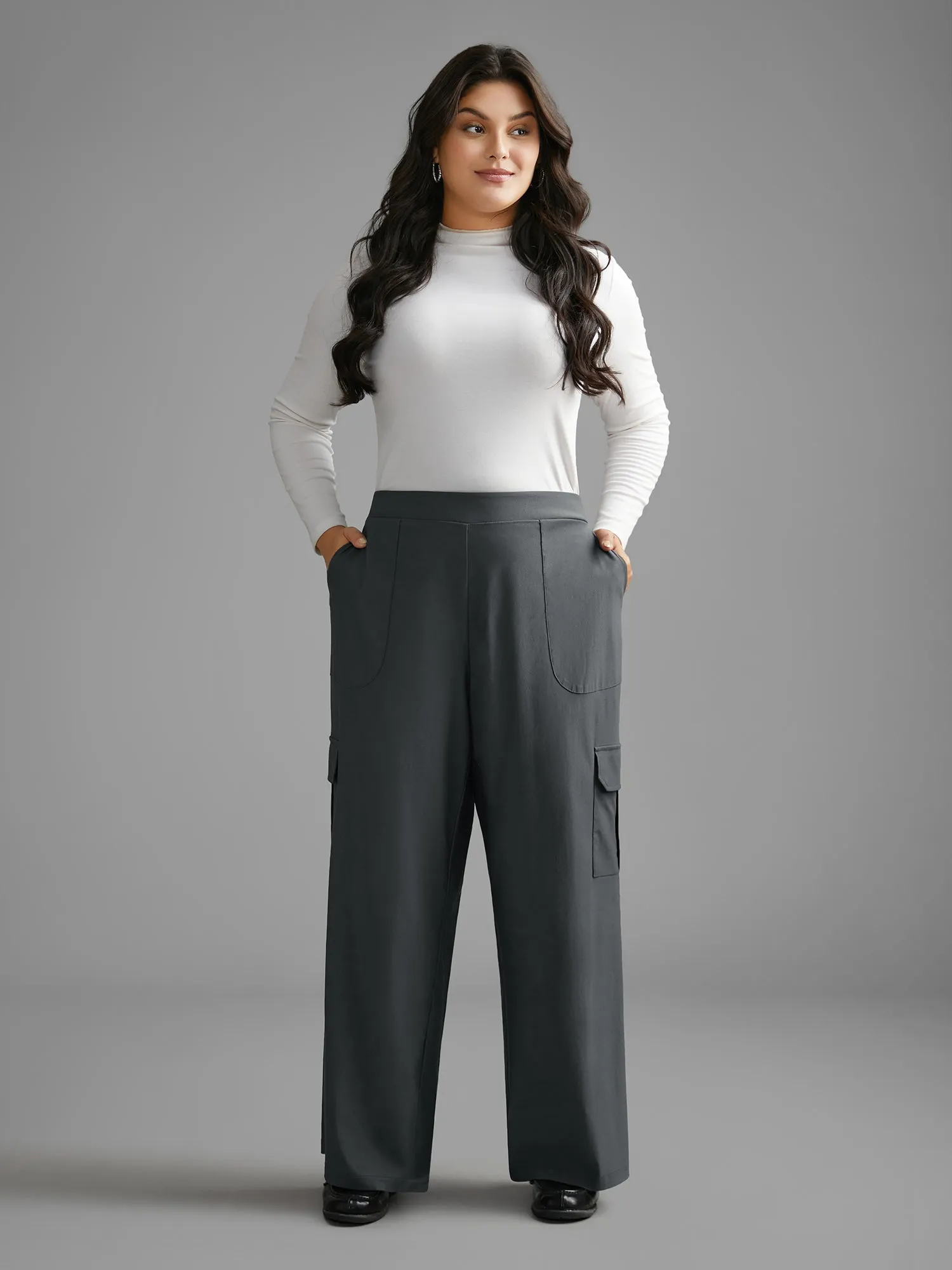 Solid Elastic Waist Patched Pocket Pants sold by Bloomchic product image thumbnail 2