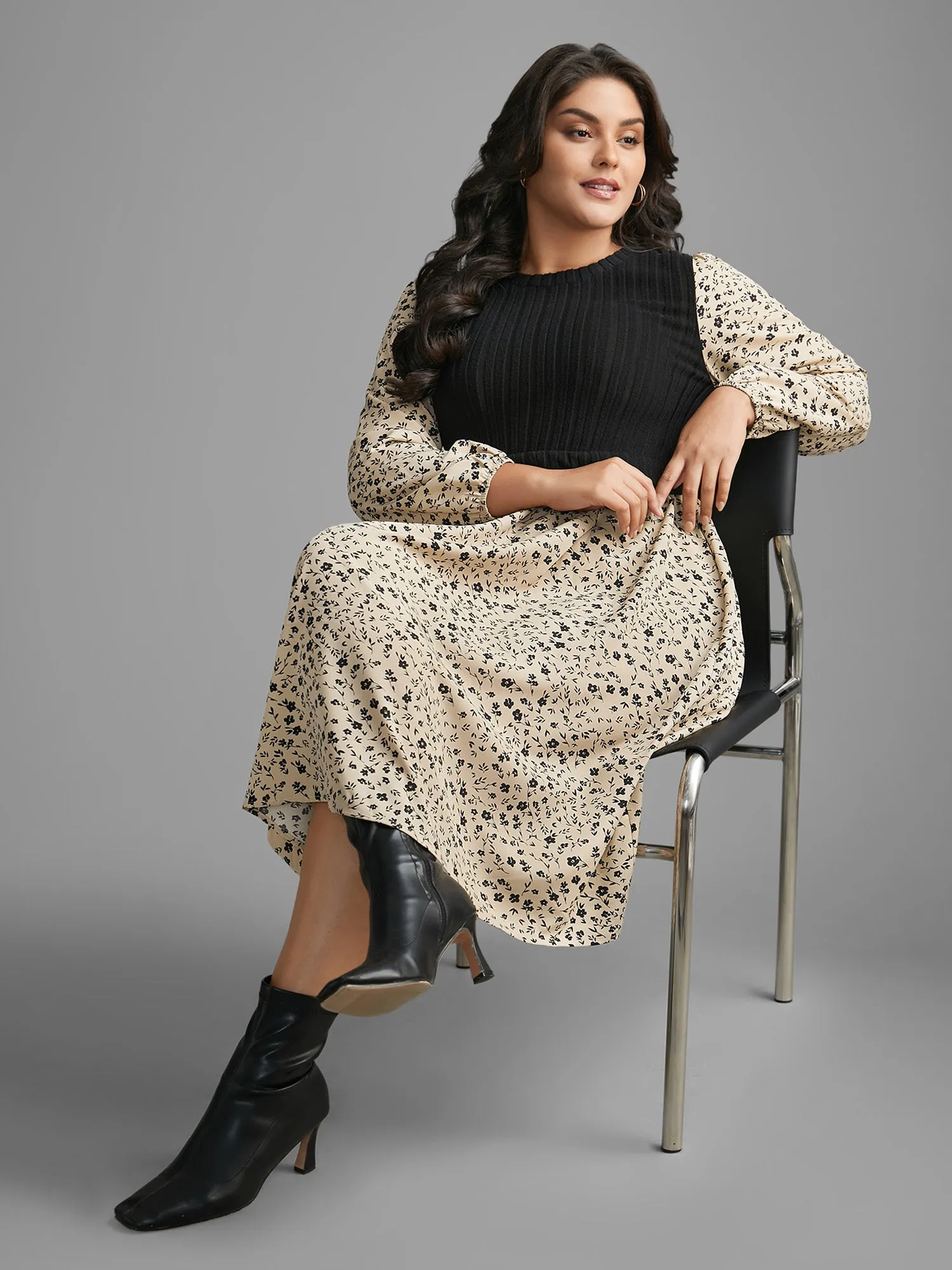 Ditsy Floral Texture Patchwork Midi Dress sold by Bloomchic product image thumbnail 3