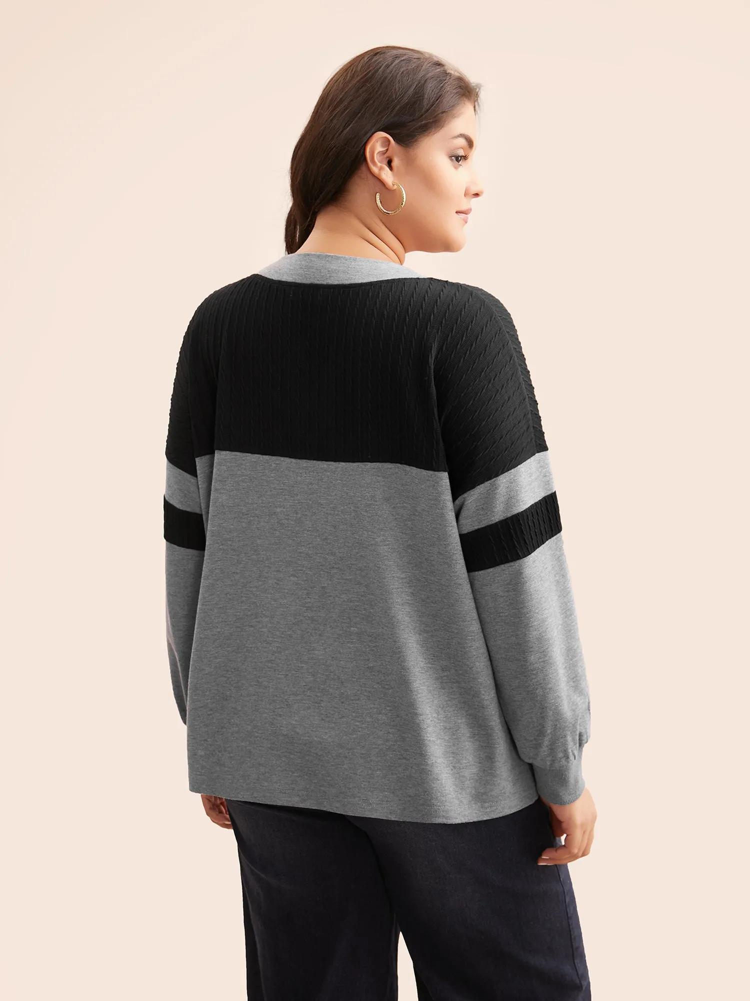 Texture Patchwork Contrast V Neck Sweatshirt sold by Bloomchic product image thumbnail 3