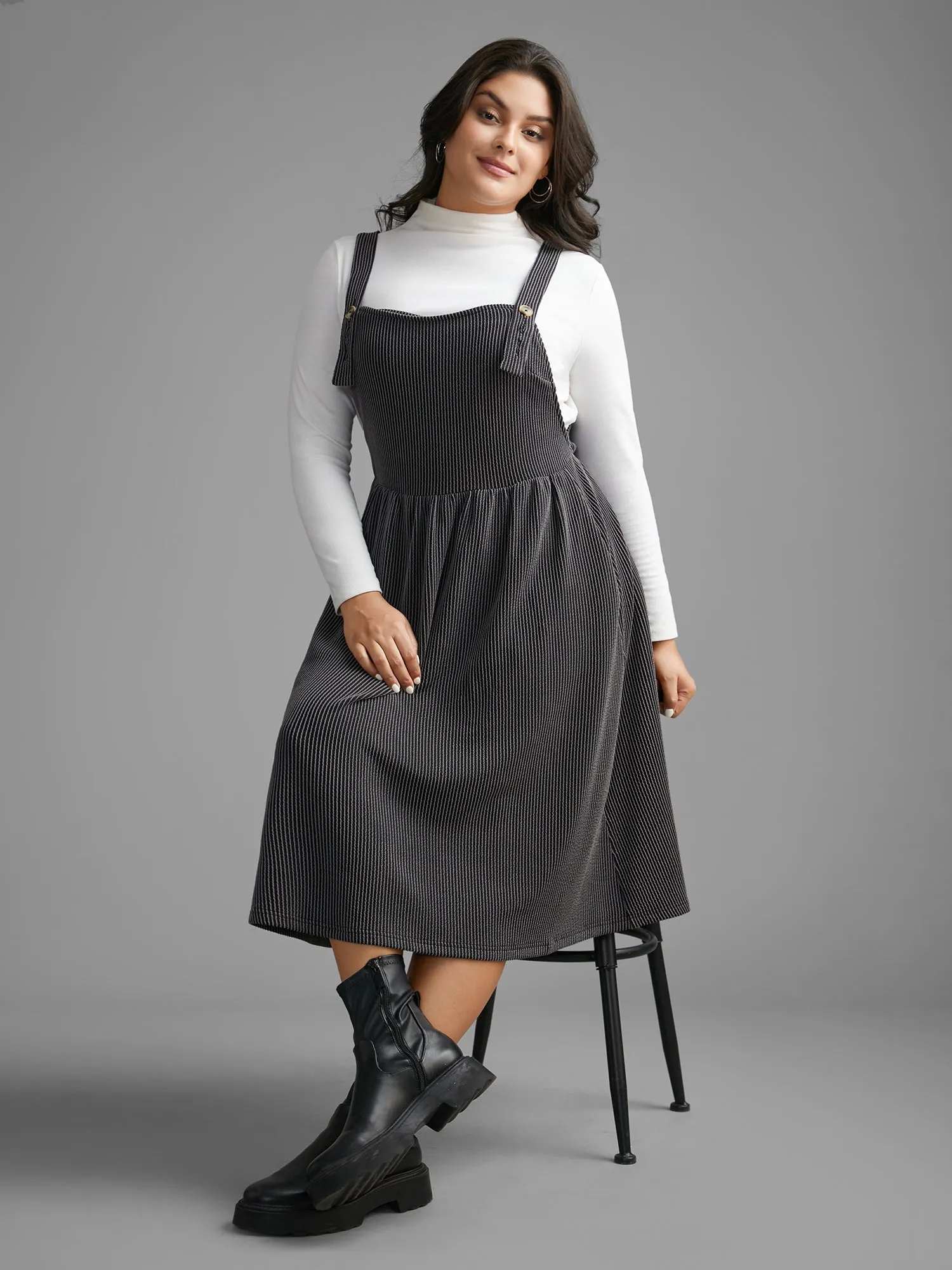 Texture Square Neck Midi Dress sold by Bloomchic product image thumbnail 4