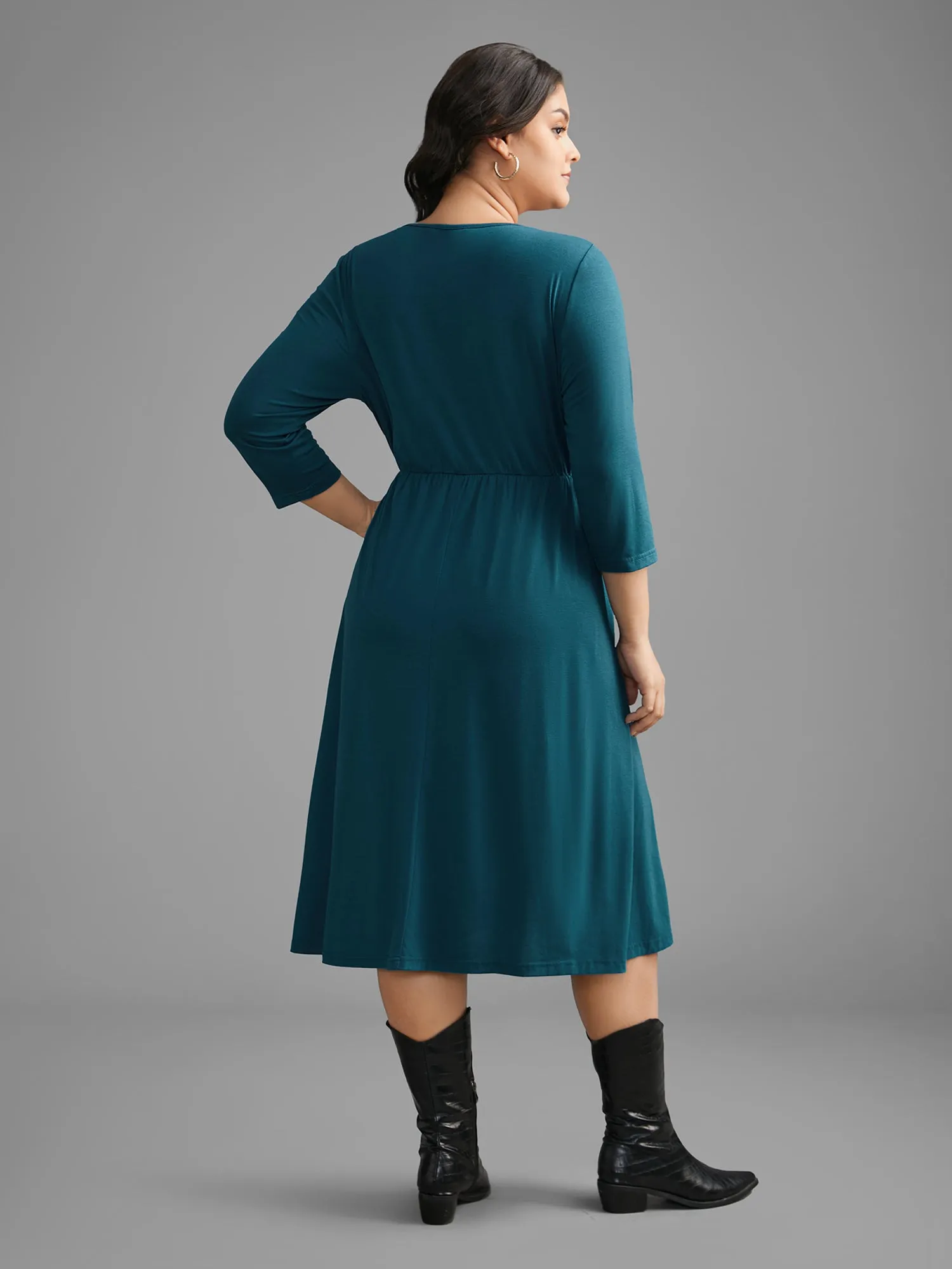 V Neck Gathered Midi Knit Dress sold by Bloomchic product image thumbnail 4