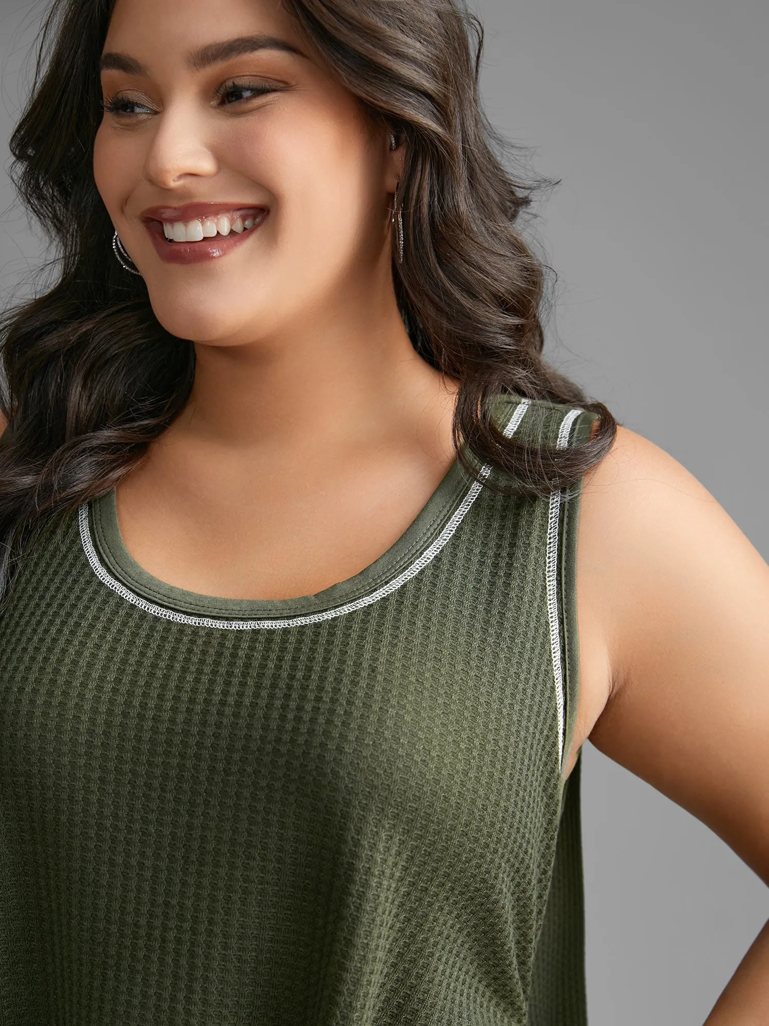 Waffle Knit Patchwork Topstitching Tank Top sold by Bloomchic product image thumbnail 2