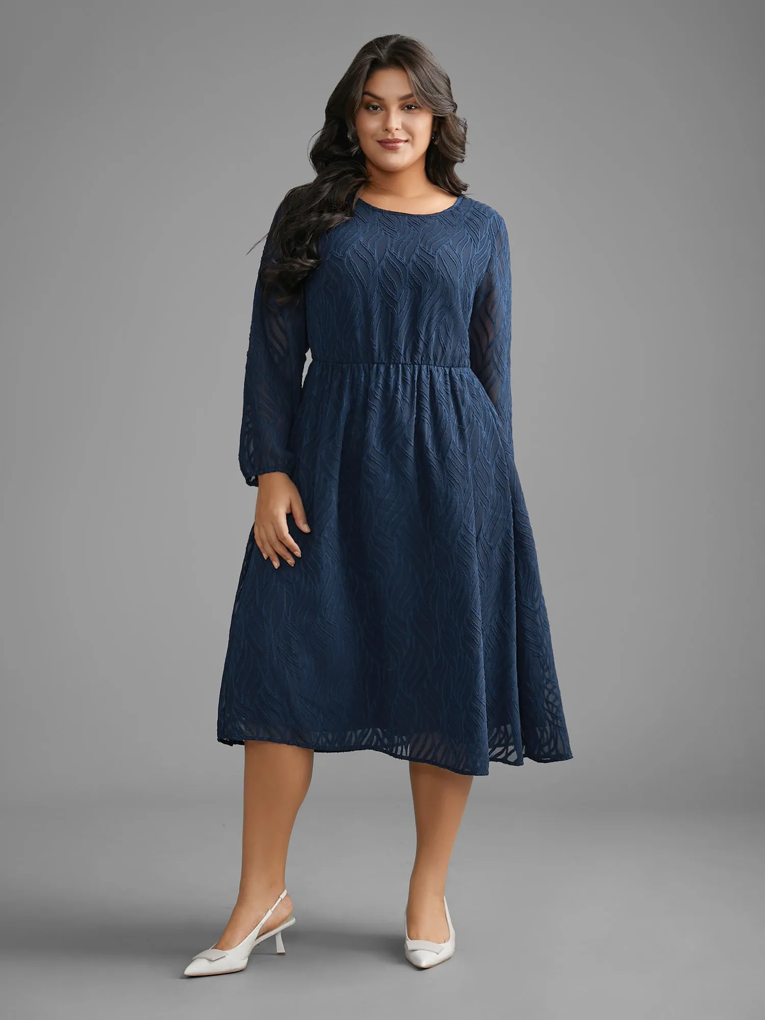 Textured Chiffon Lantern Sleeve Midi Dress sold by Bloomchic product image thumbnail 4