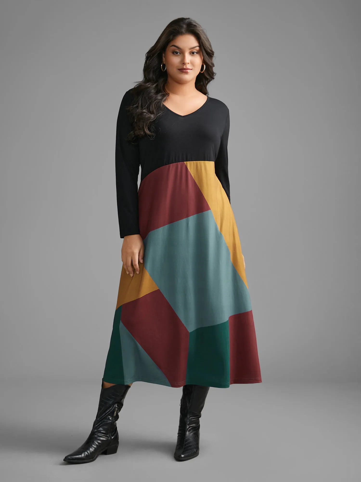 Supersoft Essentials Colorblock Contrast Midi Dress sold by Bloomchic product image thumbnail 3