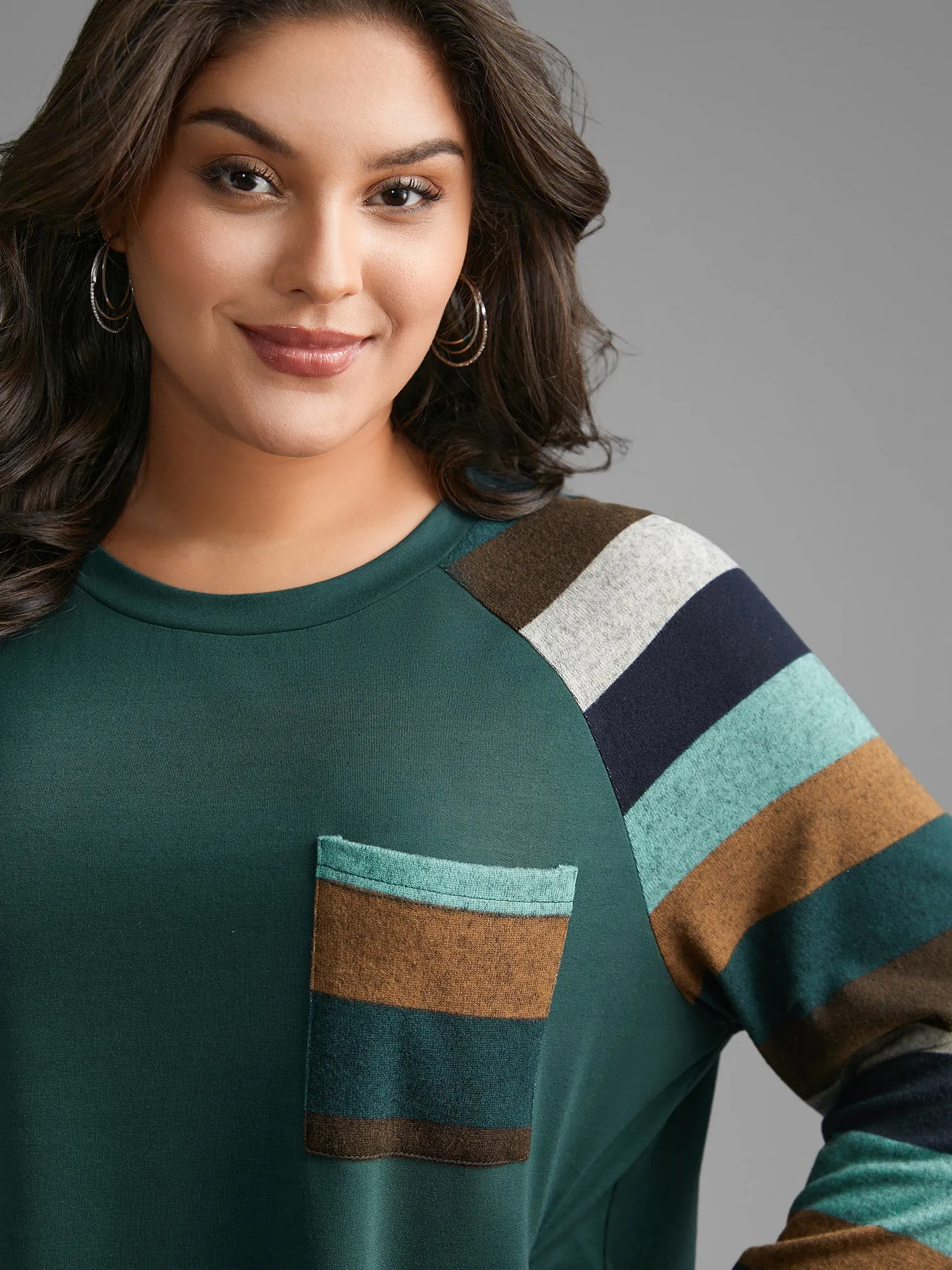 Contrast Patched Pocket Raglan Sleeve Sweatshirt sold by Bloomchic product image thumbnail 3